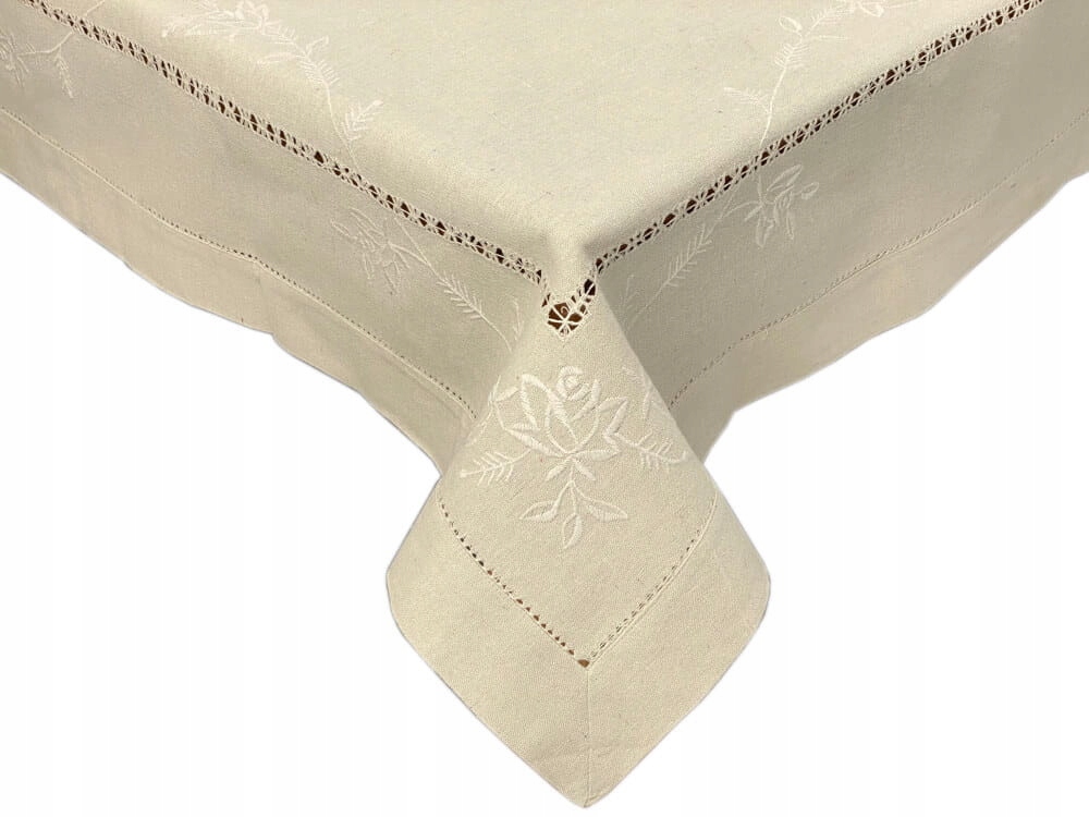 

Obrus bawełniany 130x170 cm haftowany z mereżką