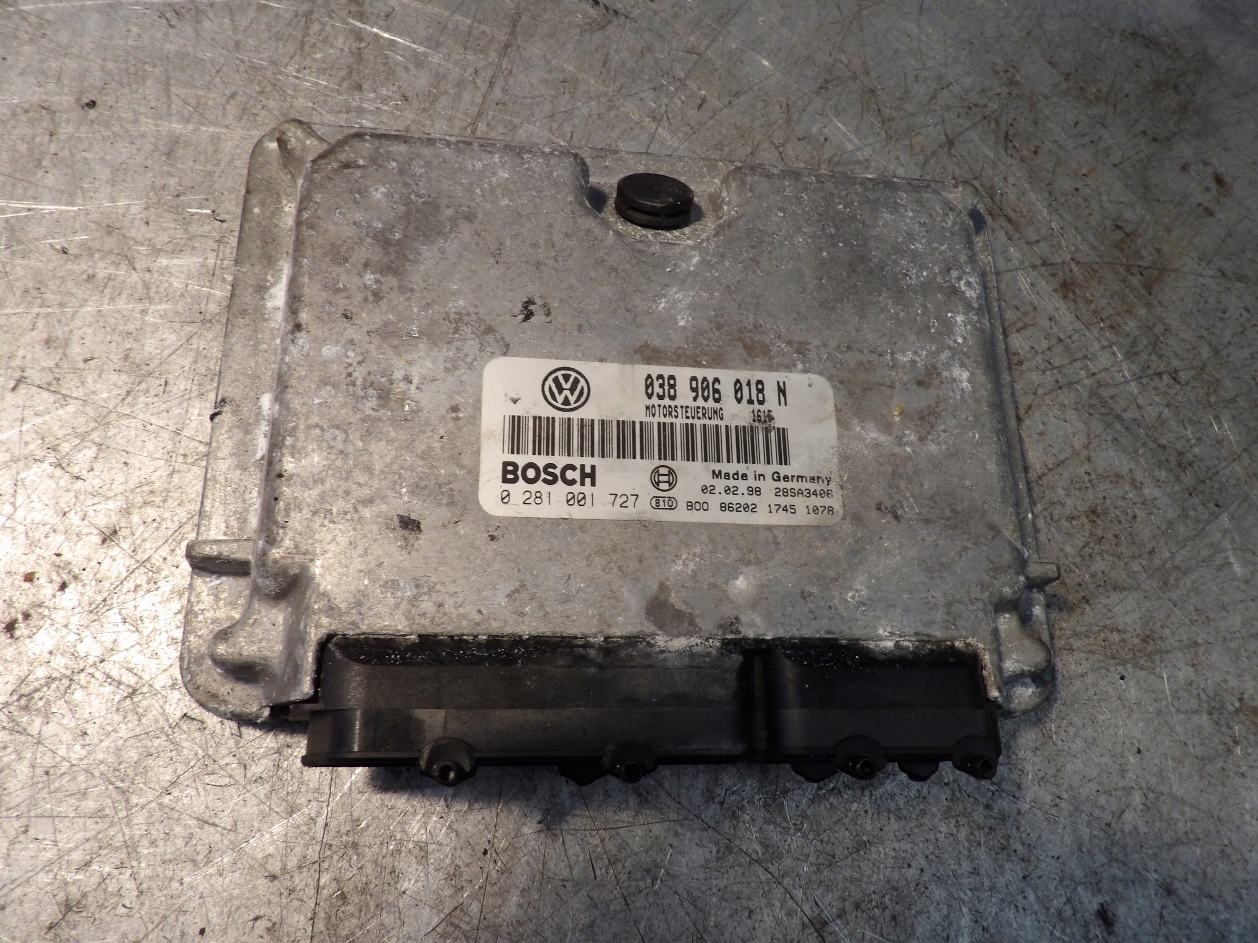 VW Passat B5 computer, control unit 038906018N 0281001727