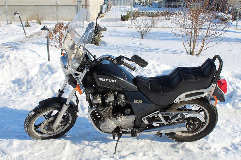 SUZUKI GS550L ПЕРЕДНИЙ ОБОД КОЛЕСА 2,45 X 16
