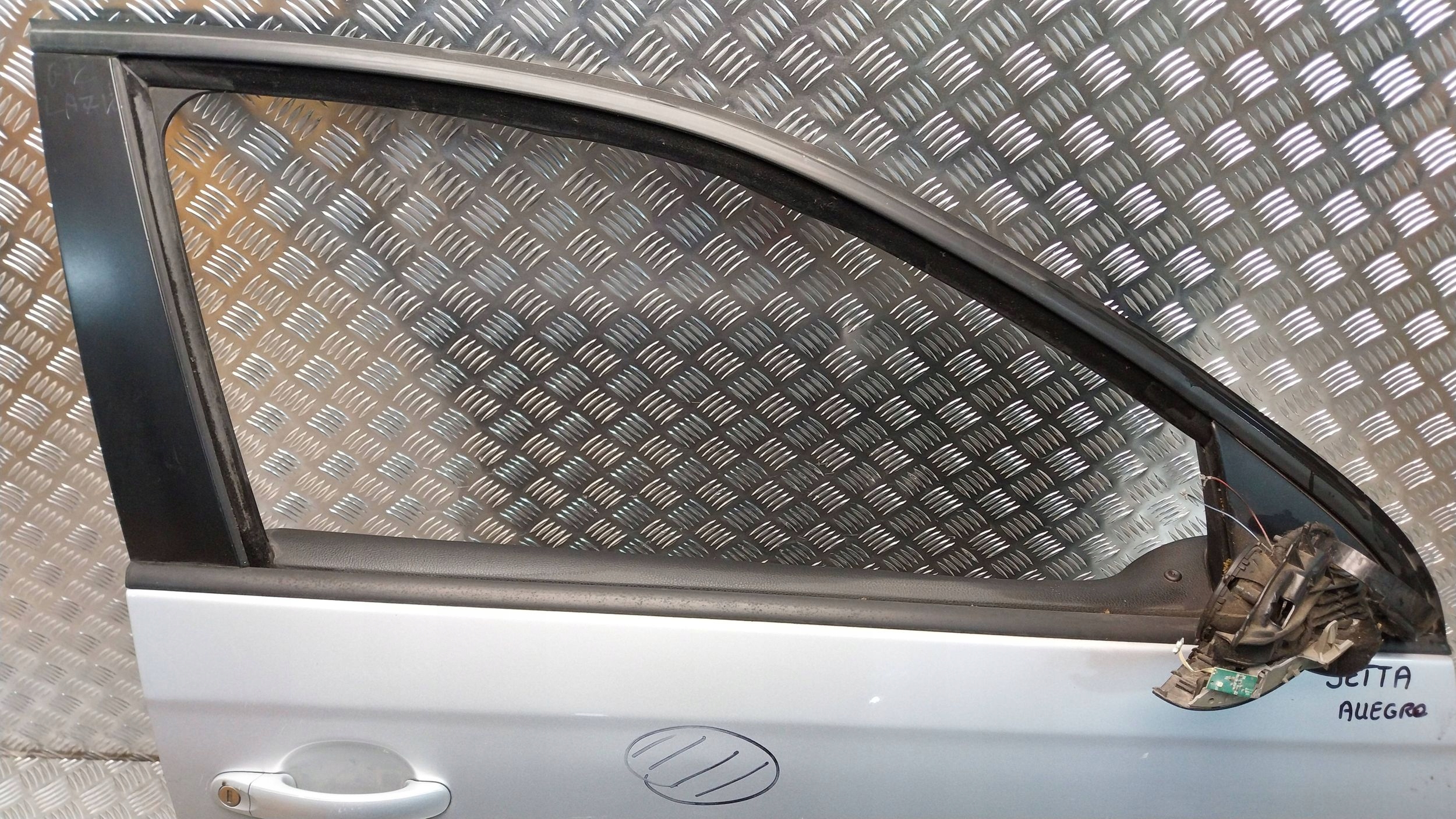 Tür vorne rechts VW JETTA V GOLF KOMBI 05