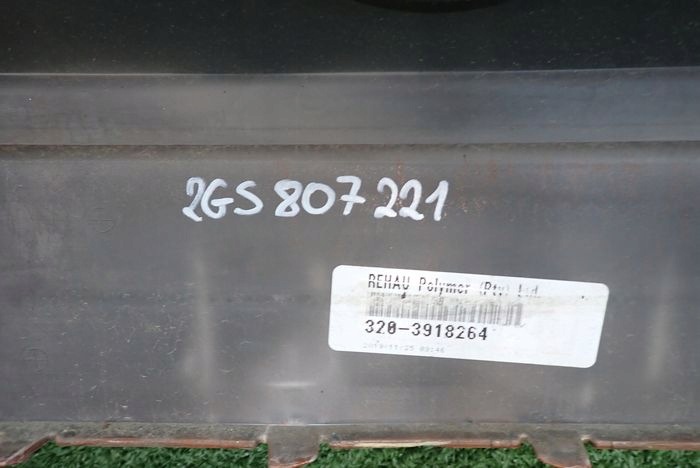 VW POLO 2G 17- Frontstoßstange vorne
