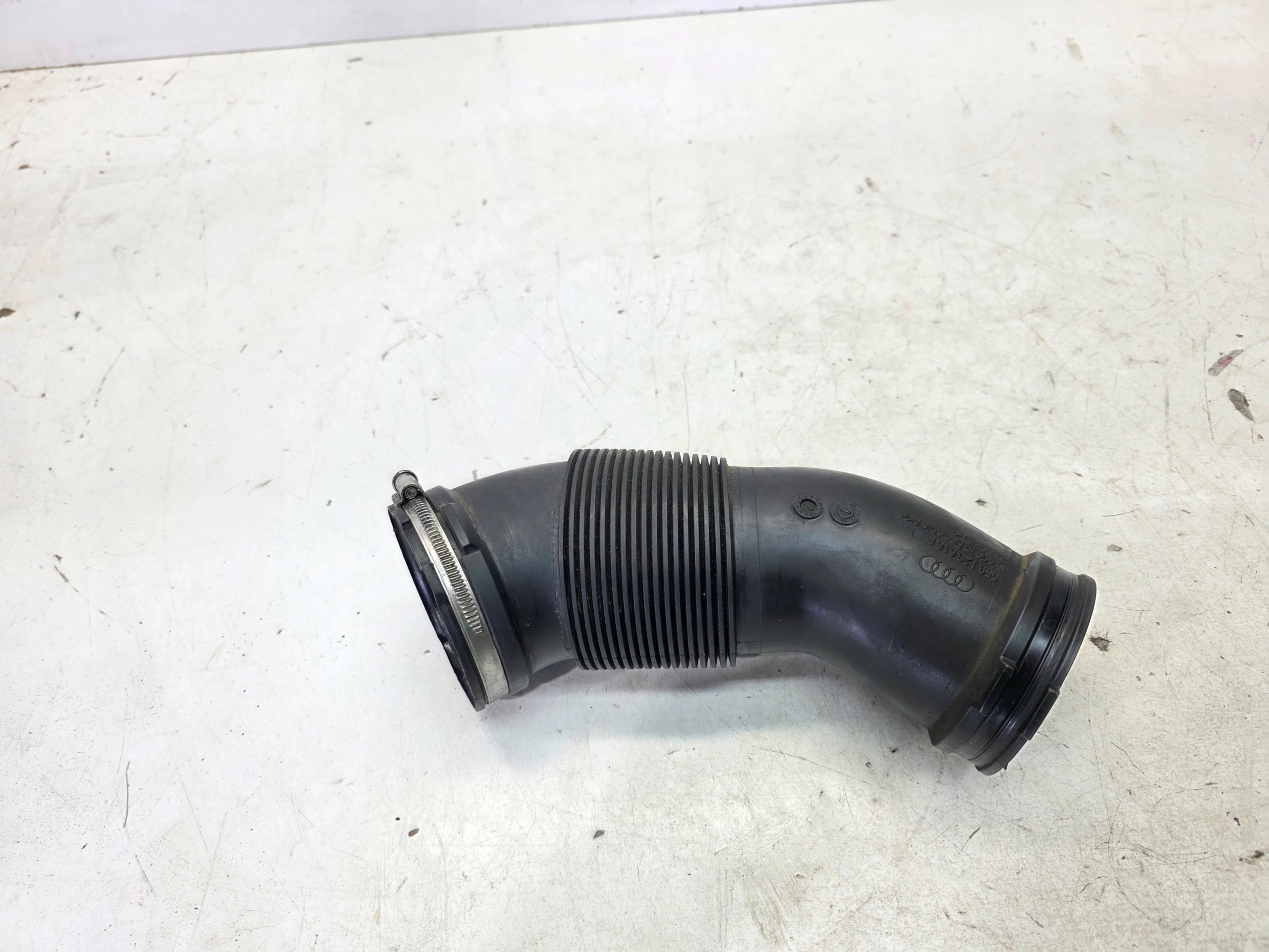 saugrohr luft AUDI A6 C8 A7 4K 3.0 TDI 059129616C