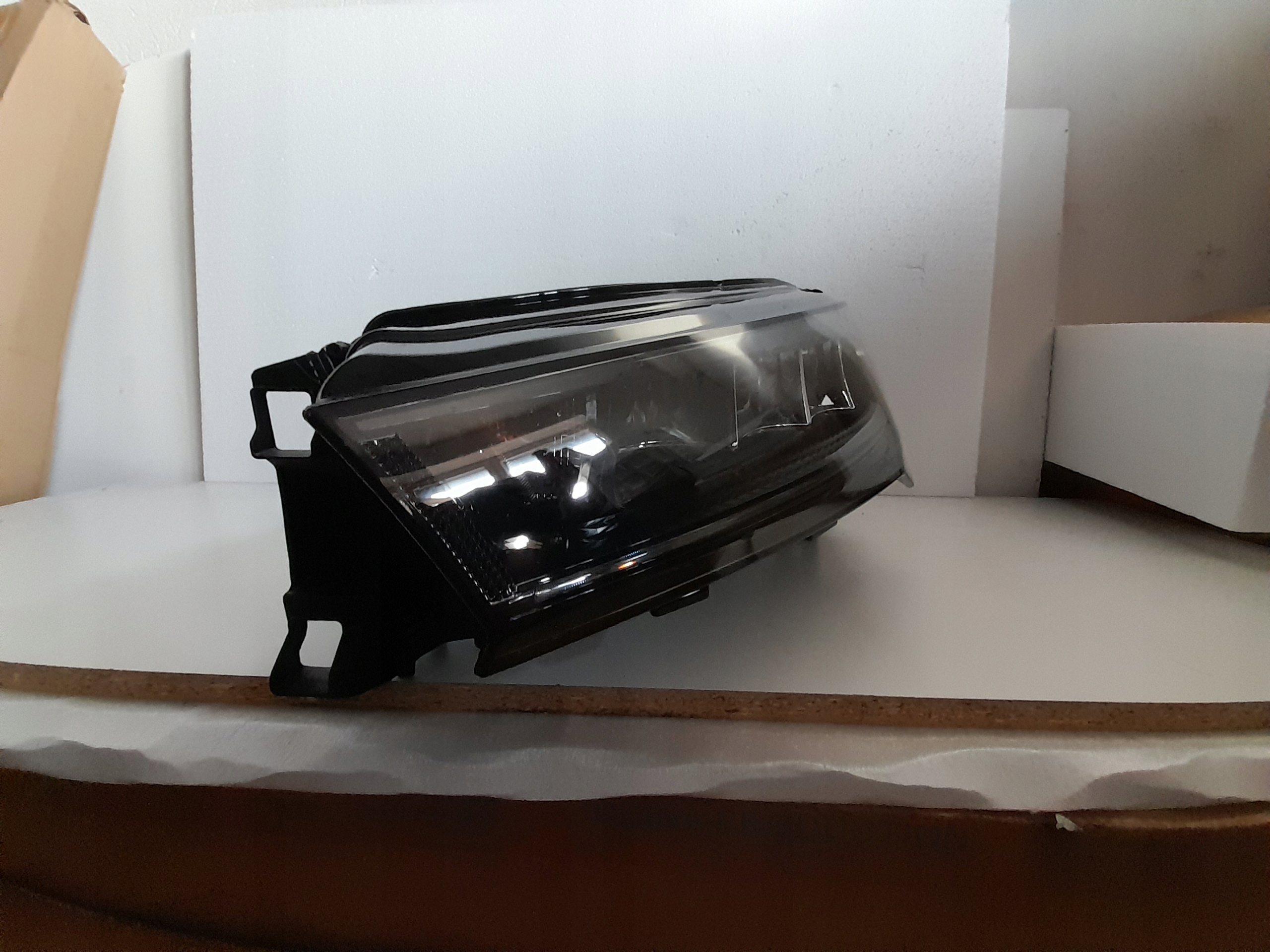 Frontscheinwerfer Skoda Enyaq 5LB 5LB941015F LED Links Scheinwerfer Headlight - Thumbnail 2