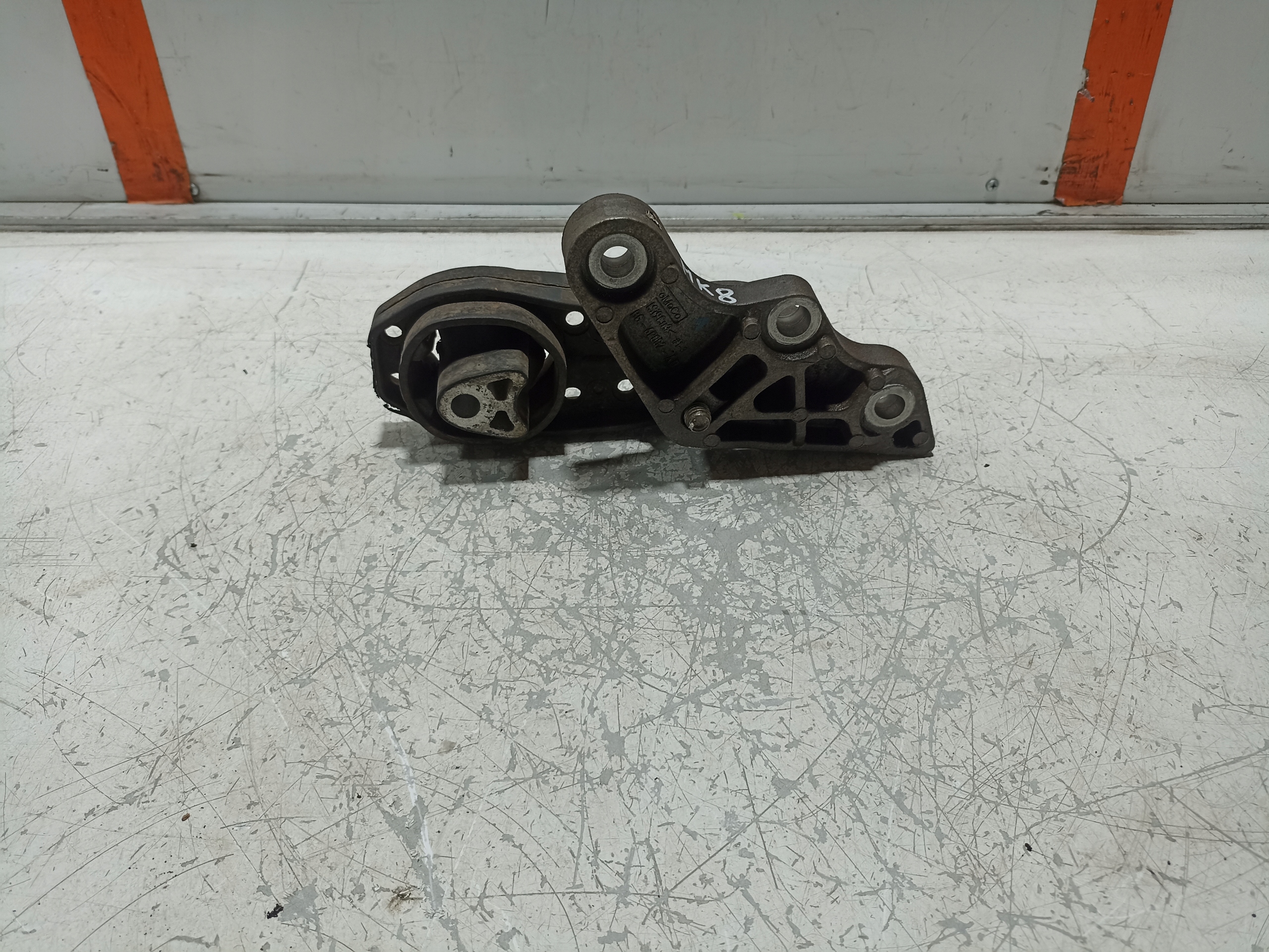 FORD FIESTA MK8 PODUSZKA SKRZYNI 1.0 ECOBOOST