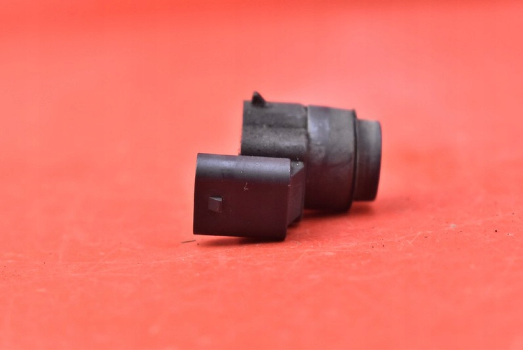 Sensor Parken PDC vorne 9196705 BMW E90 E91 08-13