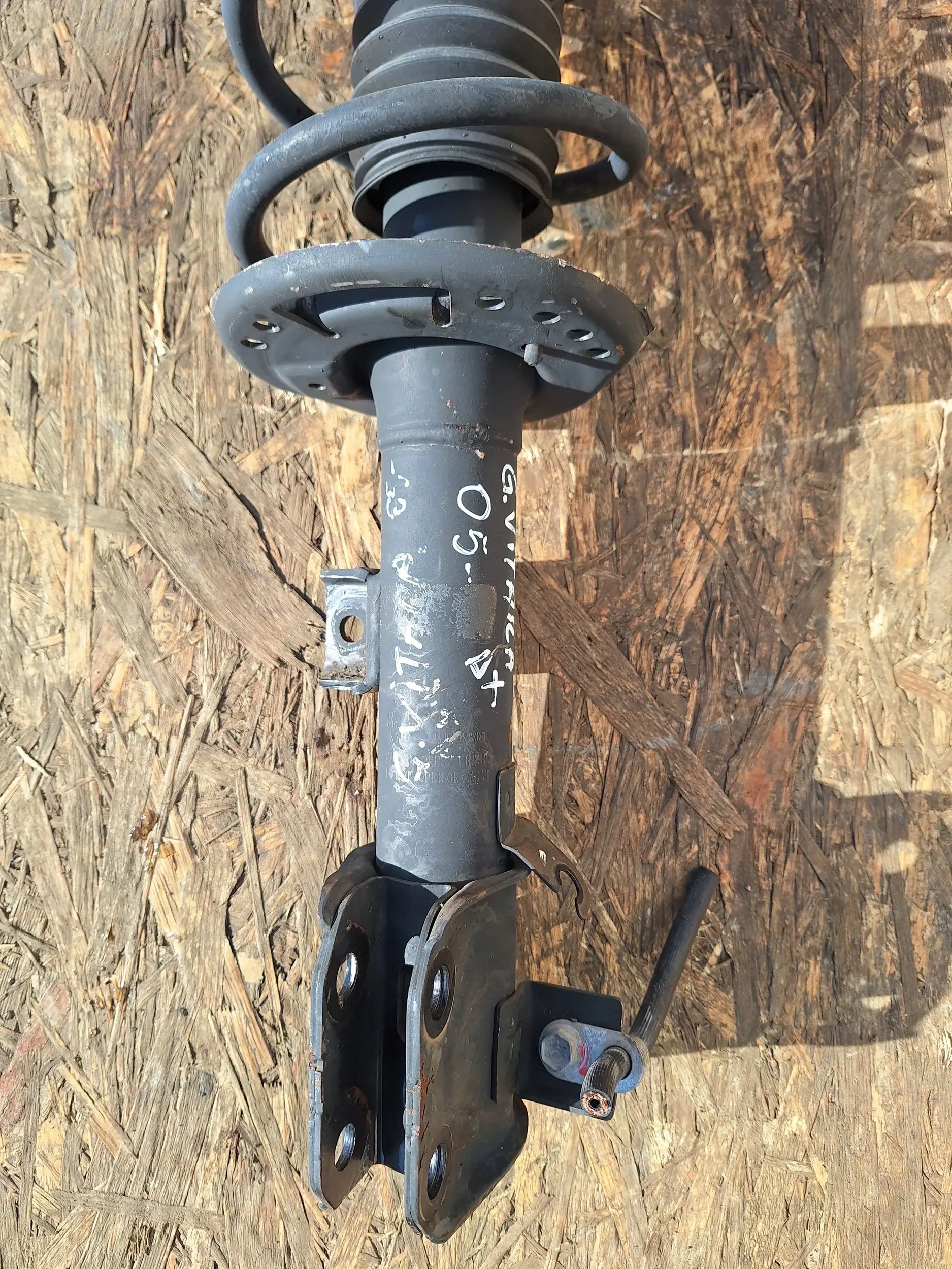 shock absorber front right 41601-54P00 Suzuki Vitara II S-CROSS 15