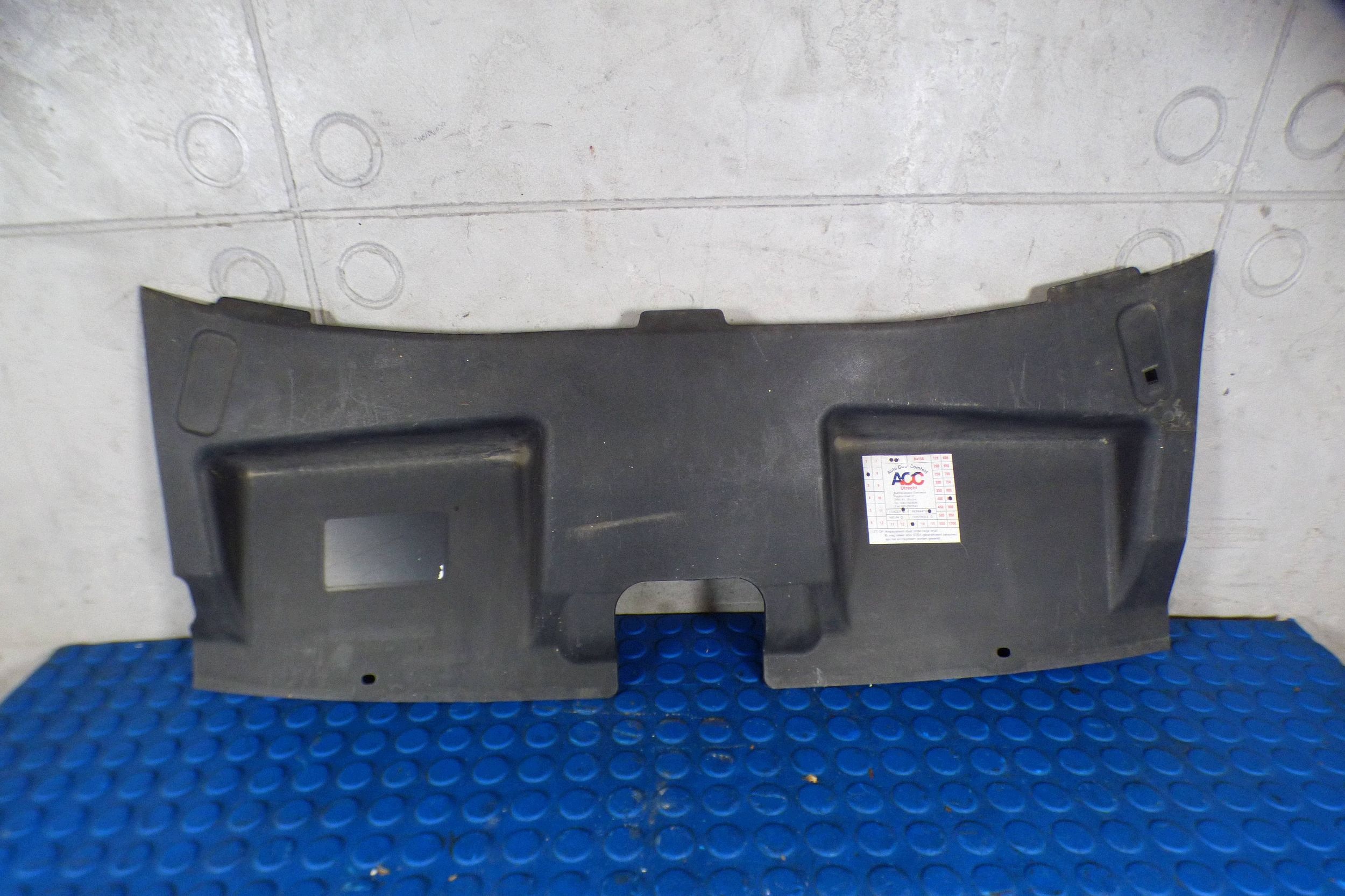 kryt stěny předního 6M2116613AC st.BDB originál Ford Mondeo MK4