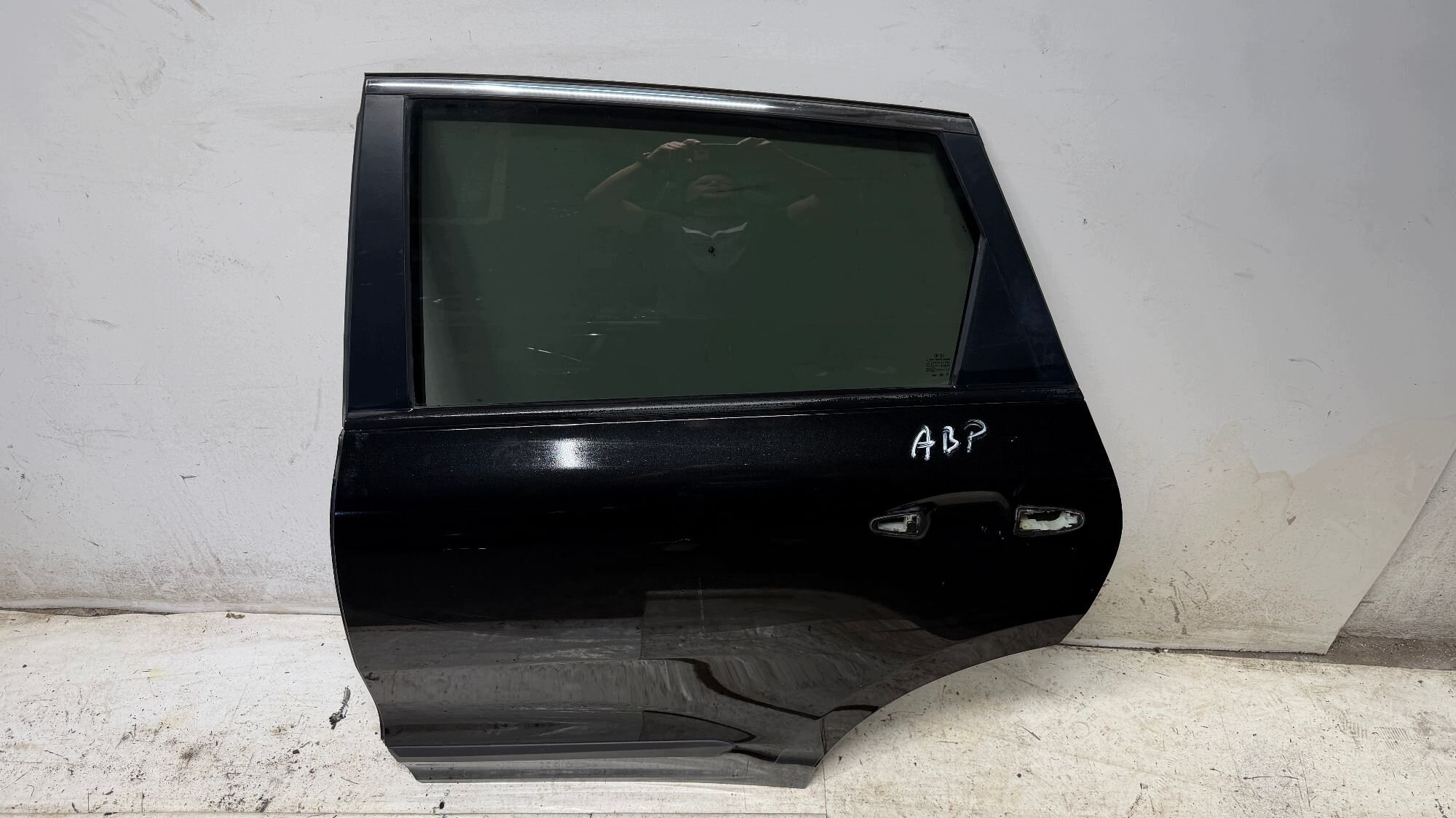 KIA NIRO door left left rear part rear. ABP 17-22
