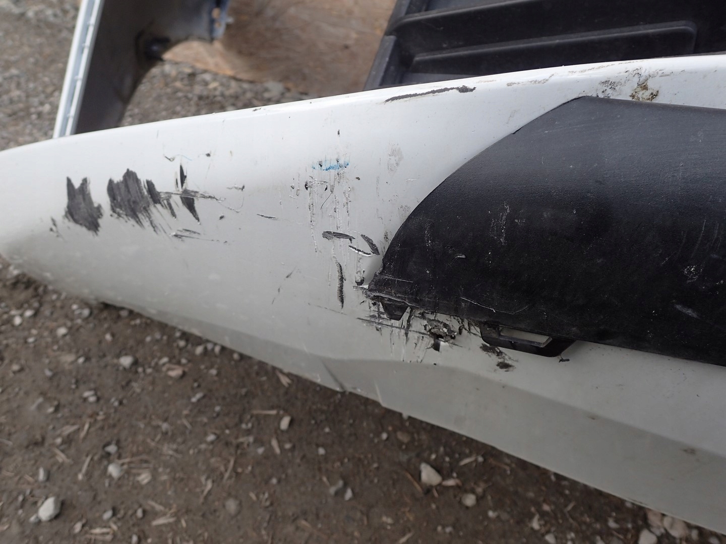 nárazník předek přední BMW 1 a F40 2019