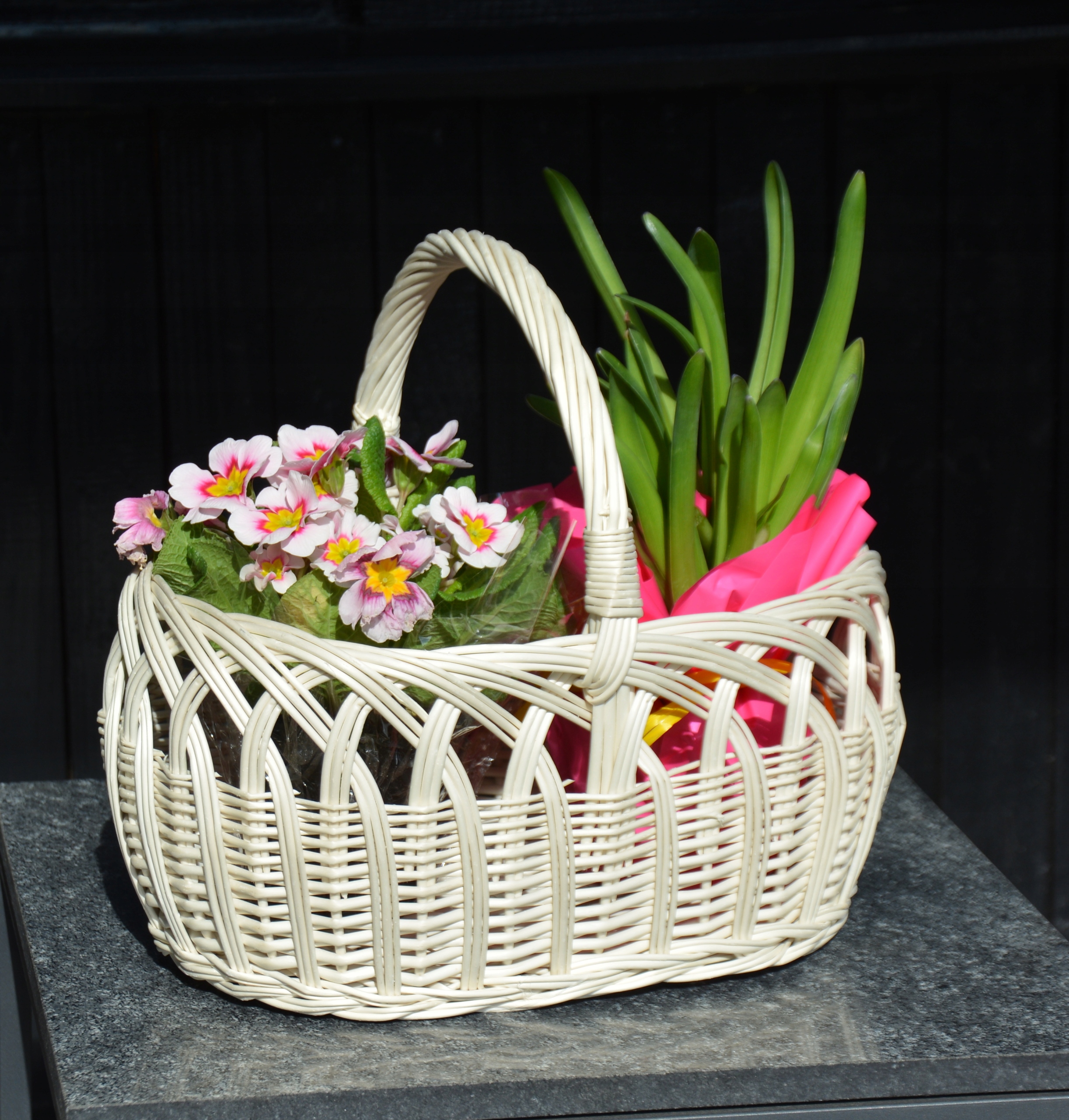 Wiklinowy KOSZ WIELKANOCNY KOSZYCZEK DO ŚWIĘCENIA NA KWIATY beż/ecru Kod producenta 590416