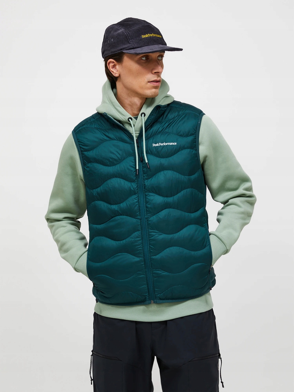 Peak Performance Pánská vesta Helium Down Ponderosa Pine Green L