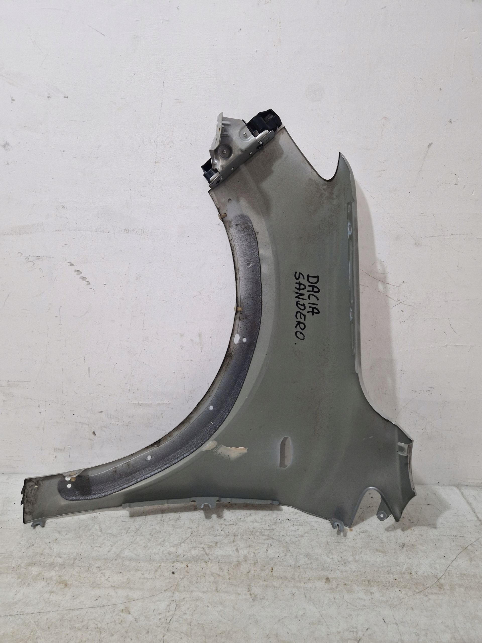 DACIA SANDERO II STEPWAY 2012-16 fender right front