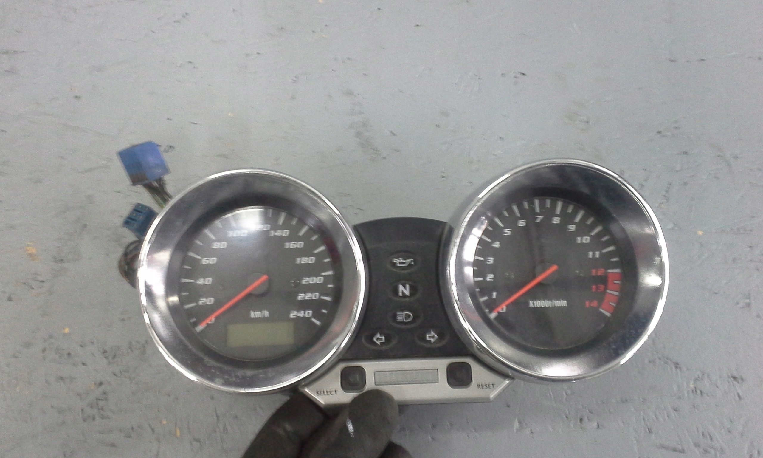 123452239 - SUZUKI GSF600 BANDIT GSF 600 s счетчик часы