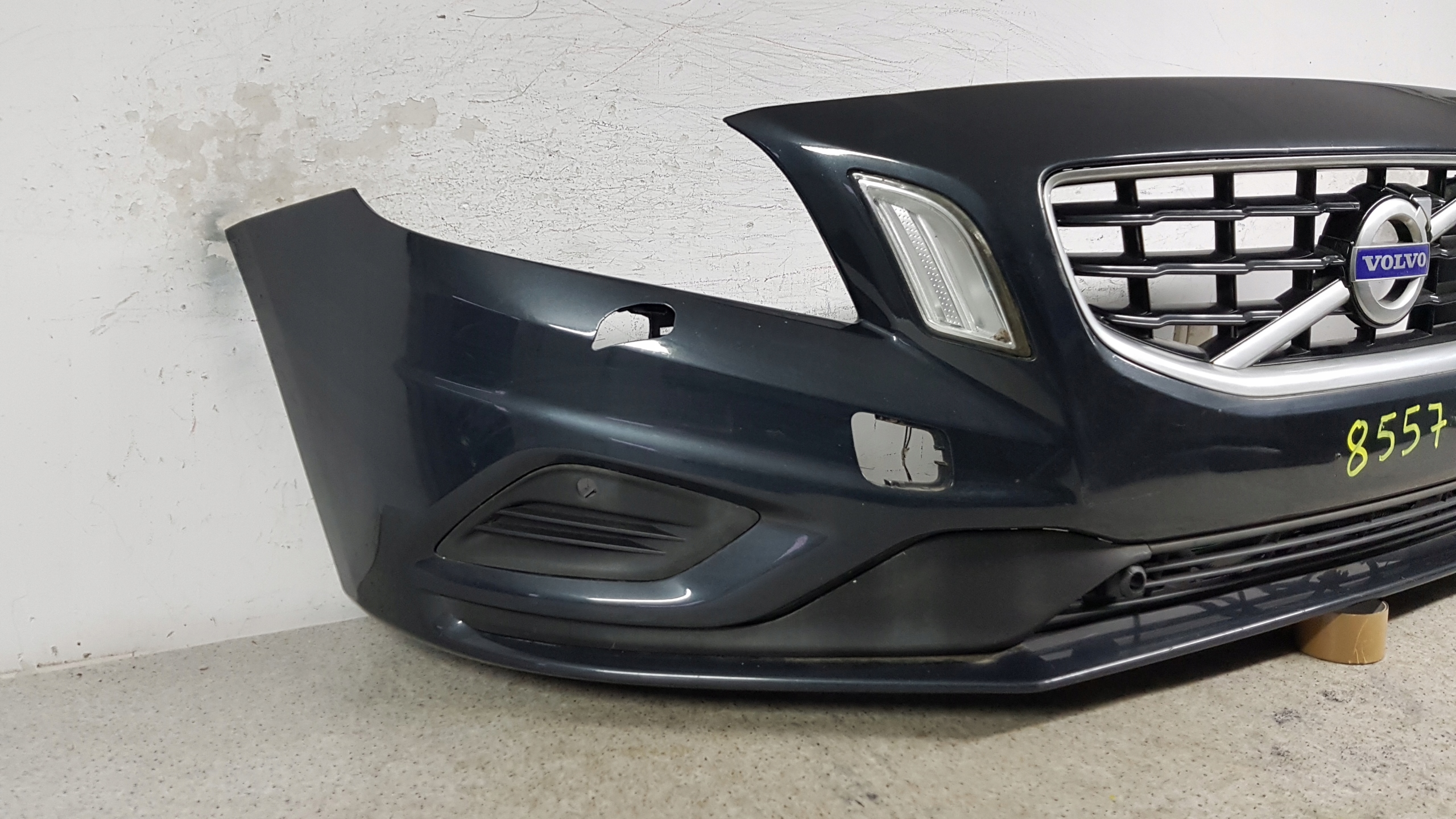VOLVO V60 and S60 II R-design 2010 - 2013 bumper front 8557