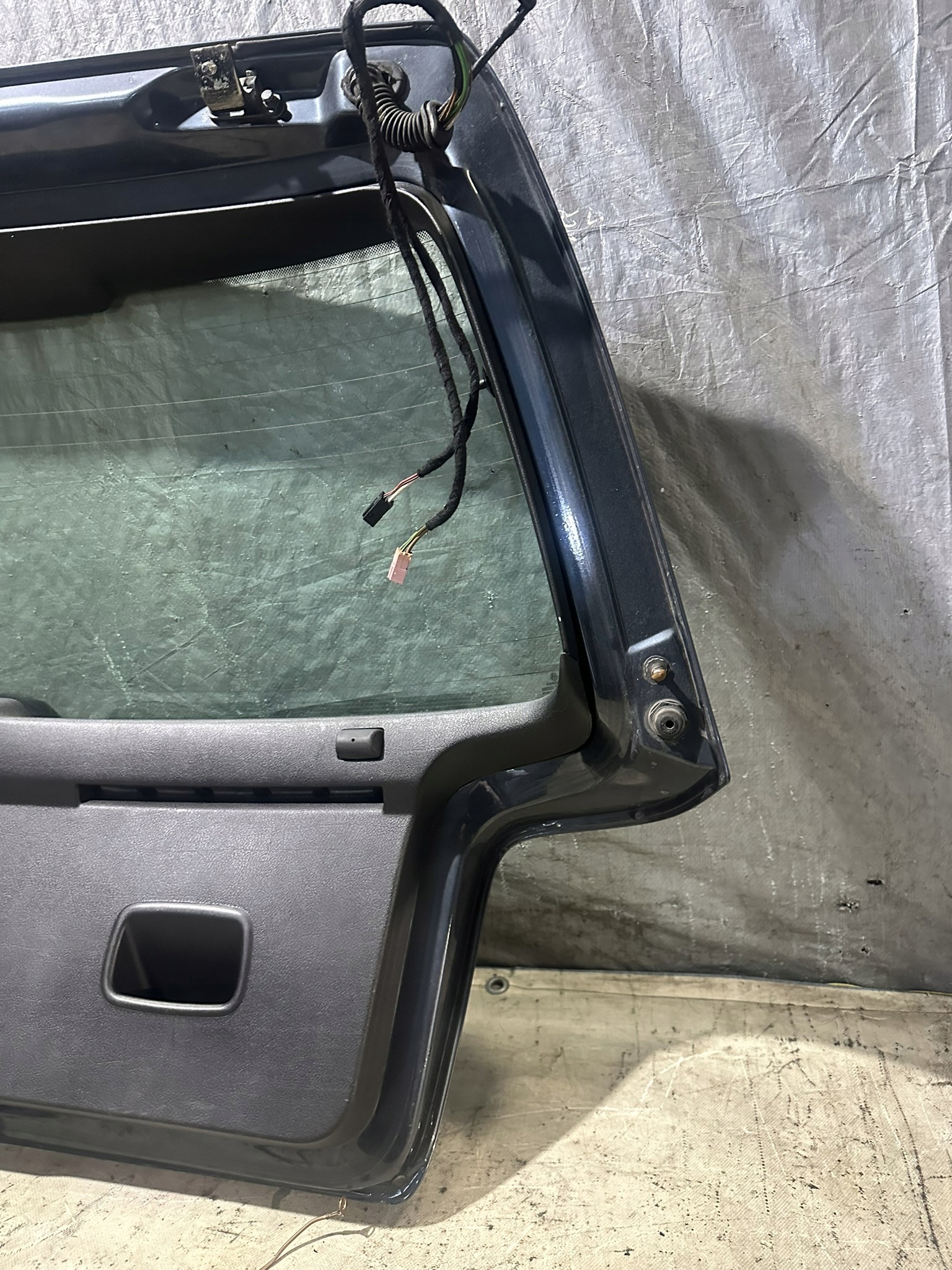trunk door boot VOLKSWAGEN VW GOLF IV 4 HB LC7V