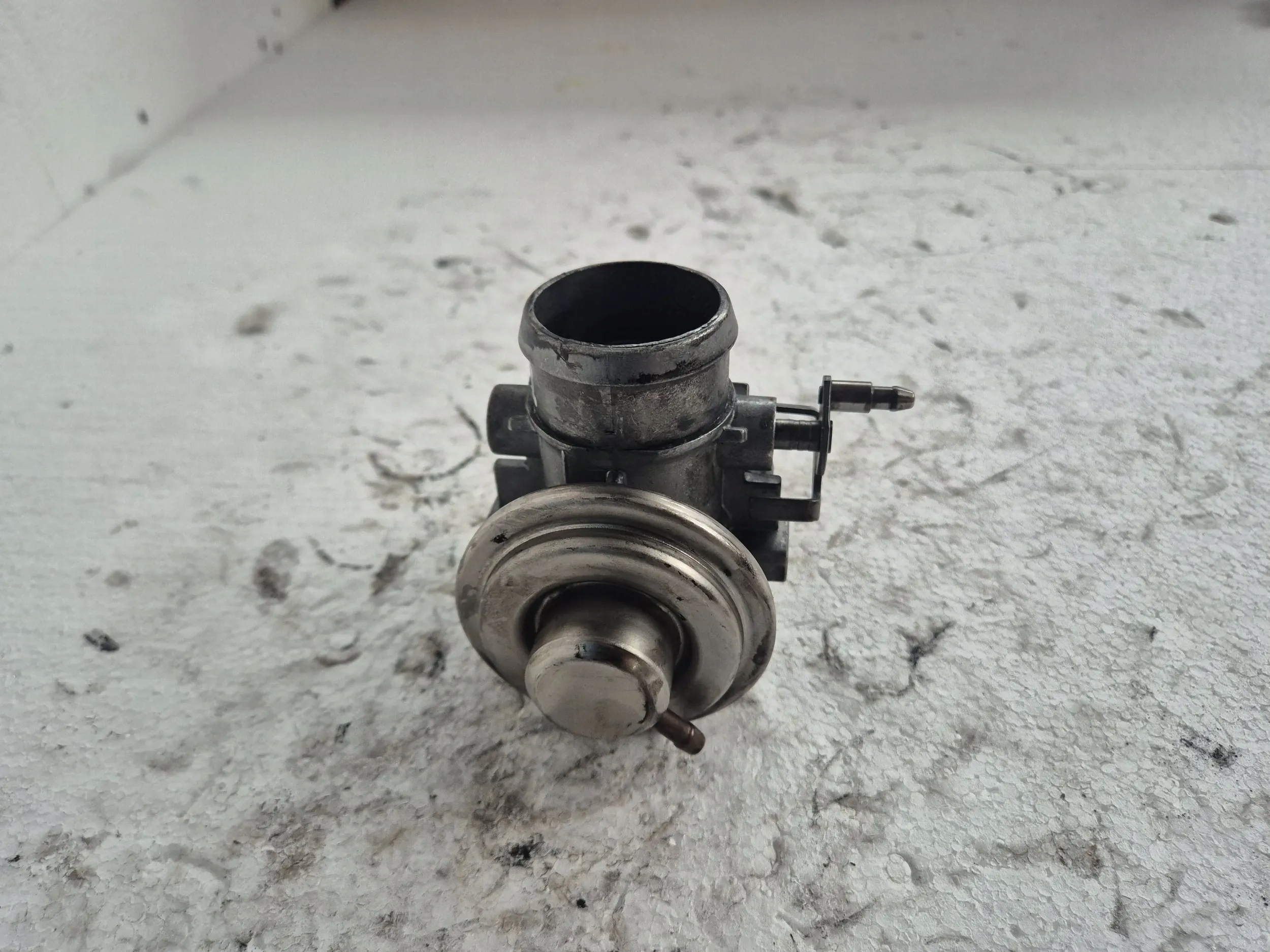 Valvola EGR 045131501L Skoda Octavia e 1.9 TDI
