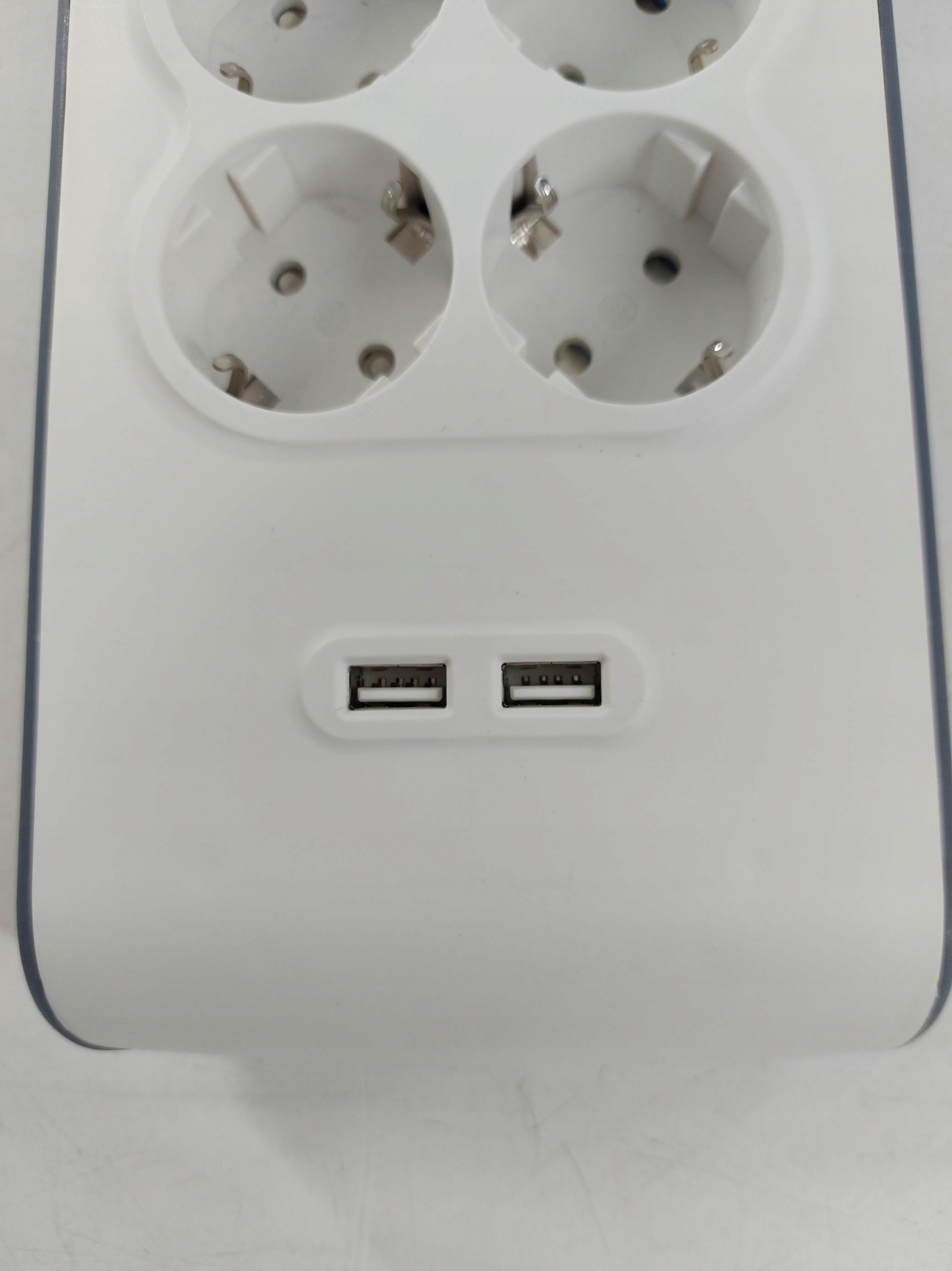 LISTWA ZASILAJĄCA 6 GNIAZD BELKIN SURGE PLUS Długość przewodu 2 m