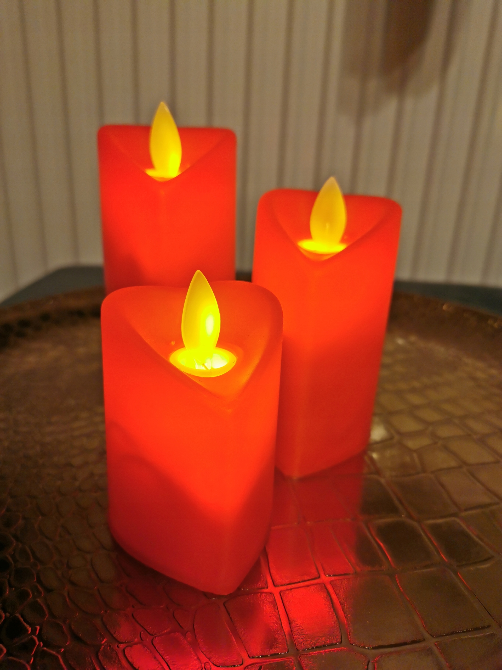 ŚWIECZKA LEDOWA DO ZNICZY ŚWIECA RUCHOMY PŁOMIEŃ Kod producenta Heart1