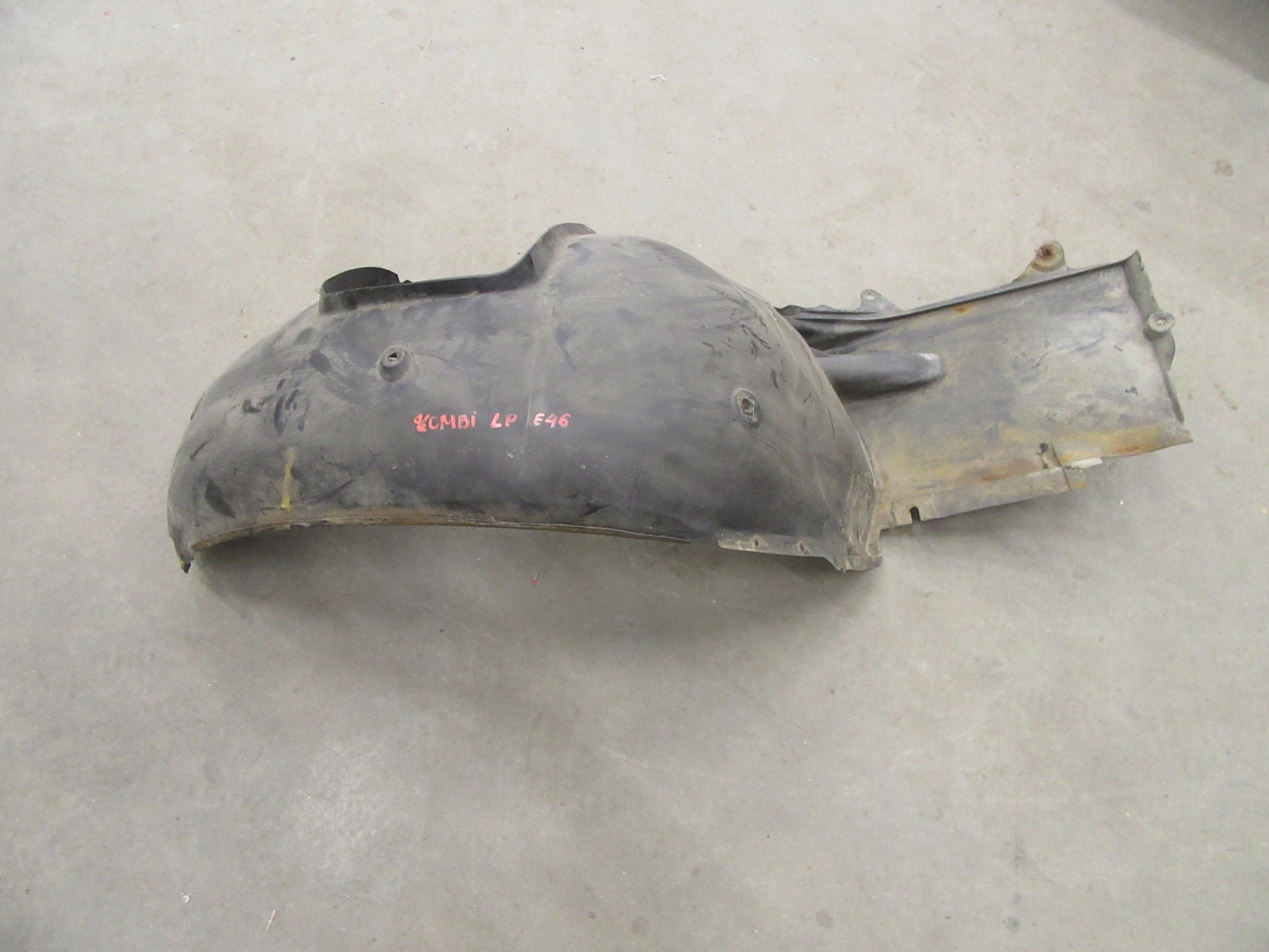mudguard left front cover wheels BMW e46 sedan KOMBI