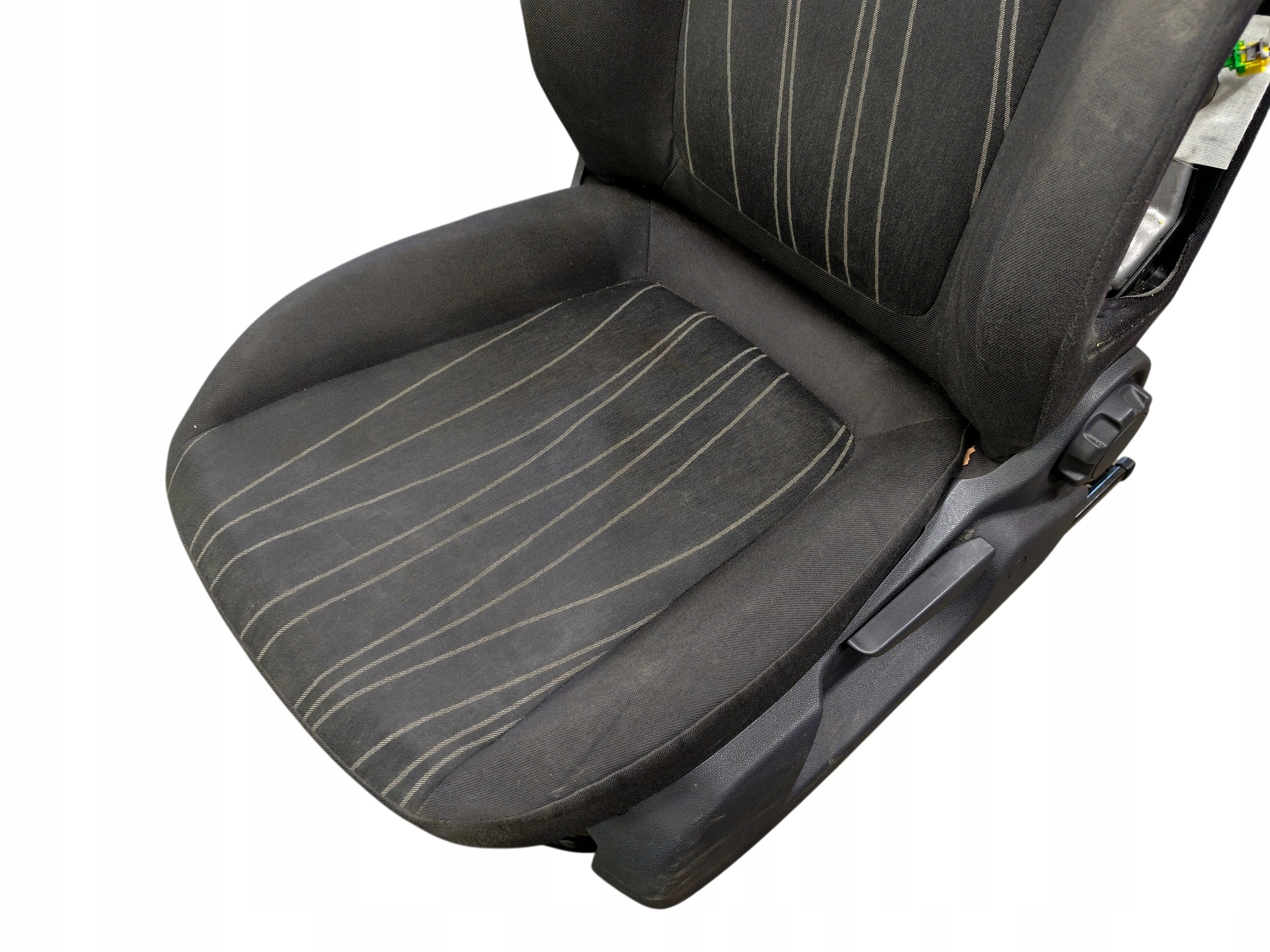 OPEL CORSA D IV 3D seat driver´s left front PODGRZEWANY OPIS!