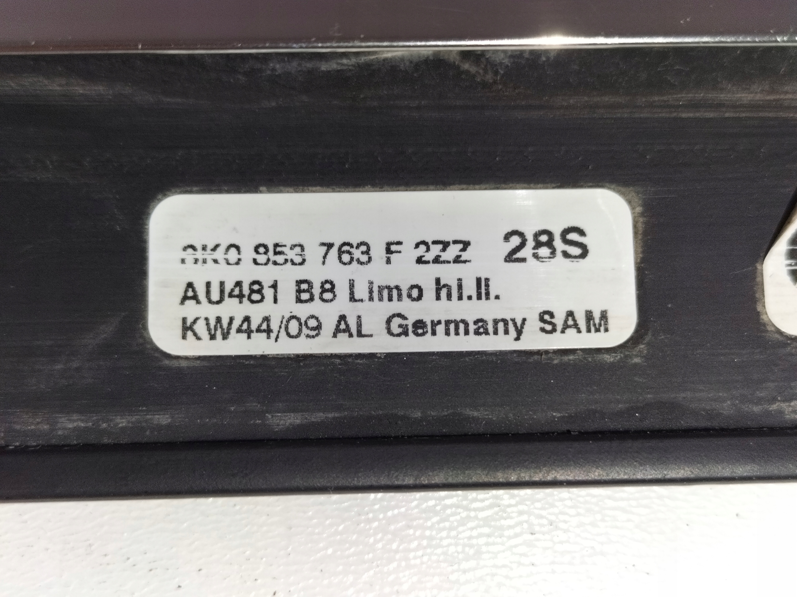 moulding dust rear part left AUDI A4 B8 07-15 SDN