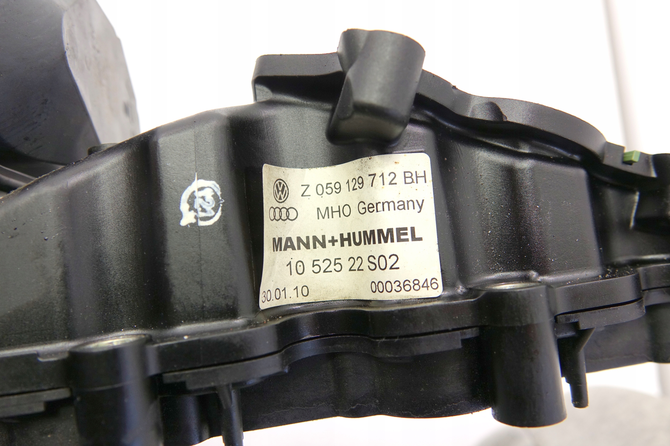 intake manifold right AUDI A4 B8 3.0 TD 059129712BH