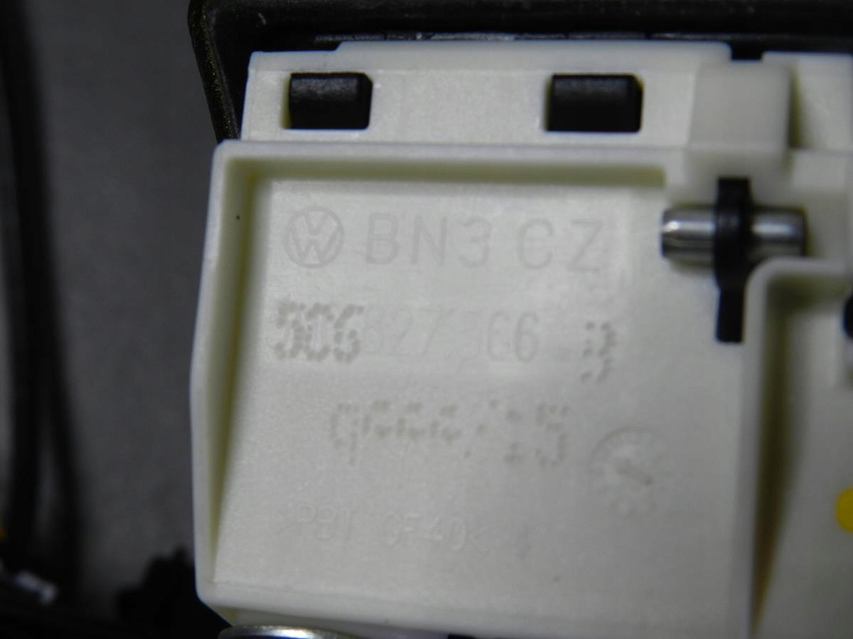 VW JETTA 5C KAMERA COFANIA 5C6827566B Typ samochodu Samochody osobowe