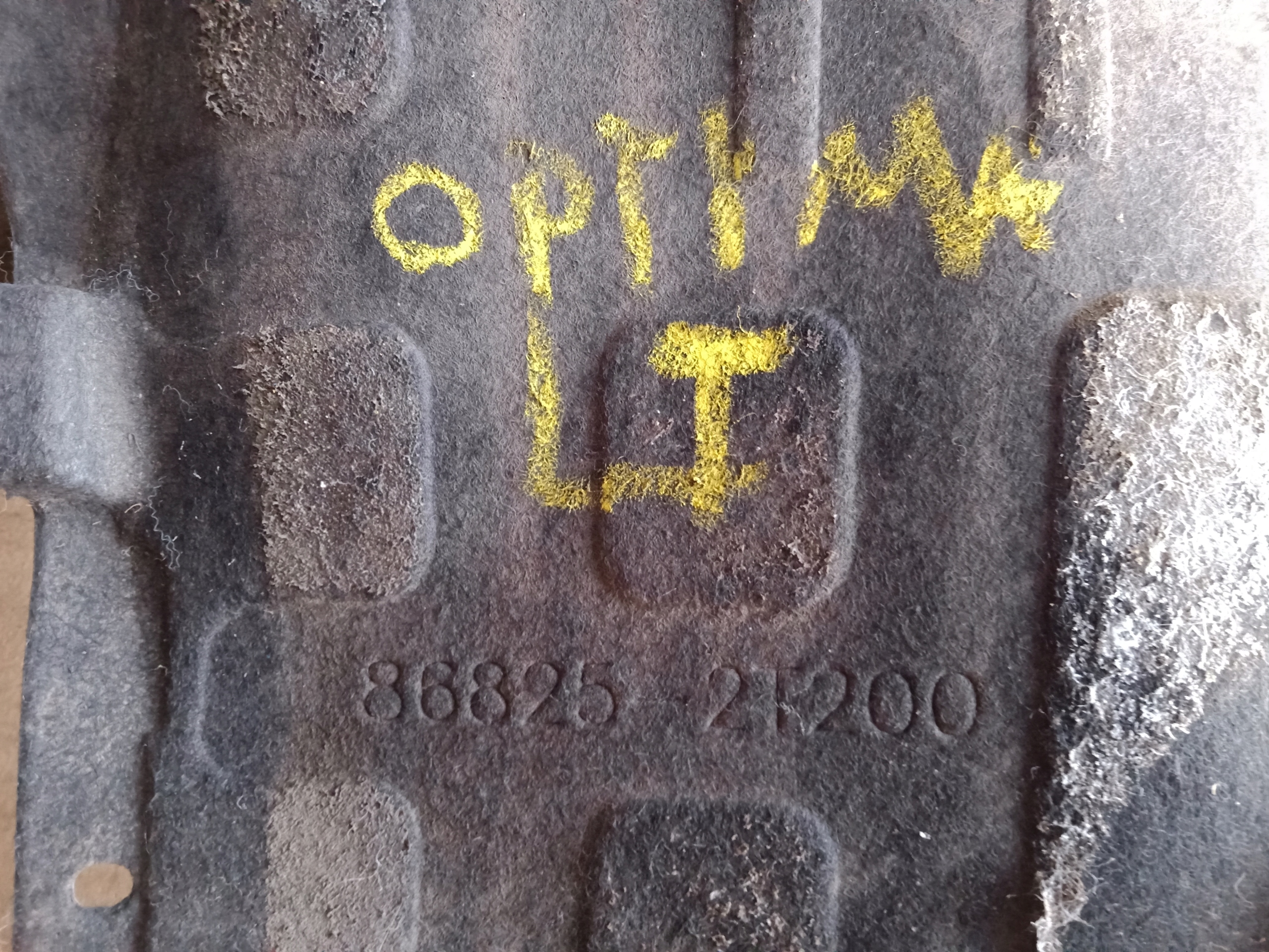KIA OPTIMA mudguard left rear part 86825-2T200 10-15R