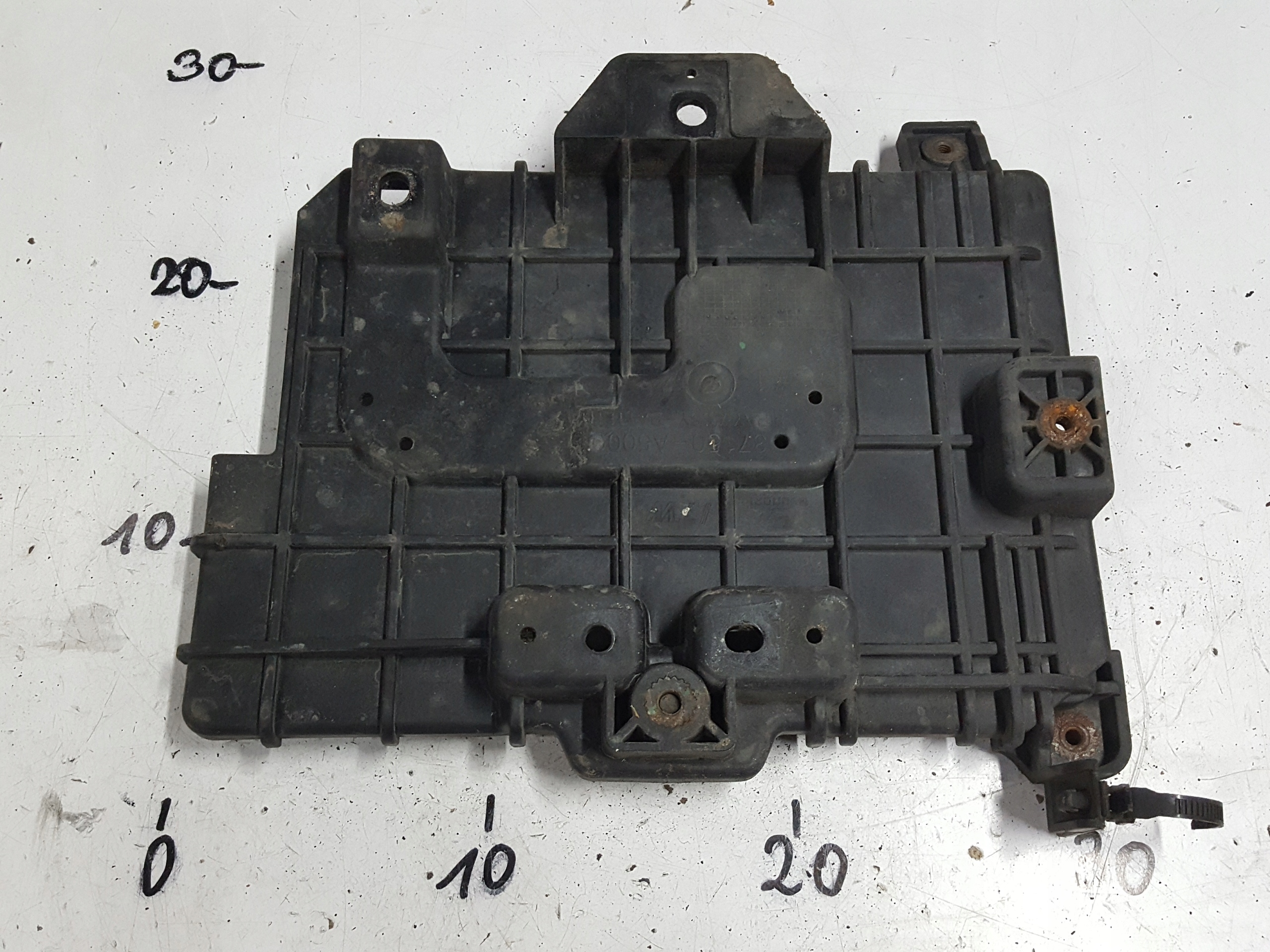 HYUNDAI i30 II 12-16r 1.6 CRDI PODSTAWA AKUMULATORA Producent części Hyundai OE