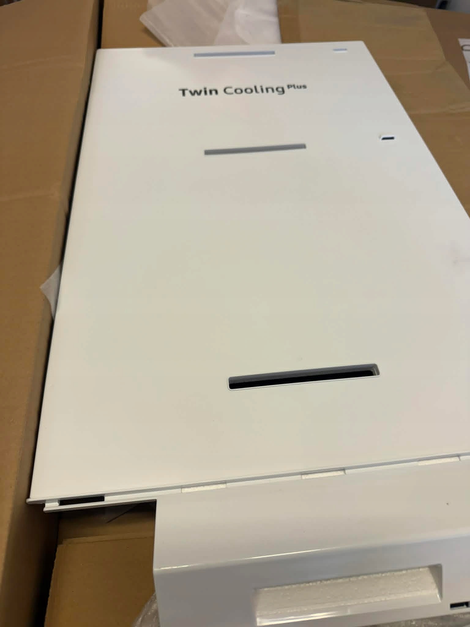 Pionowy panel multiflow chłodziarki Samsung DA9719189B