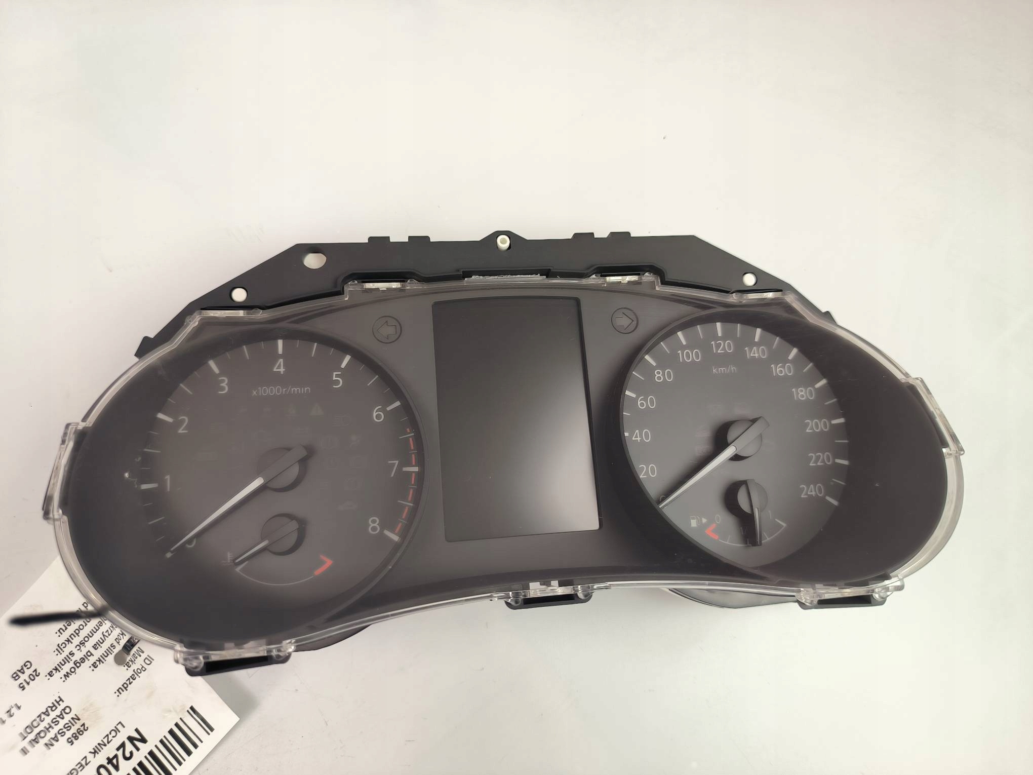 dials clock NISSAN QASHQAI II