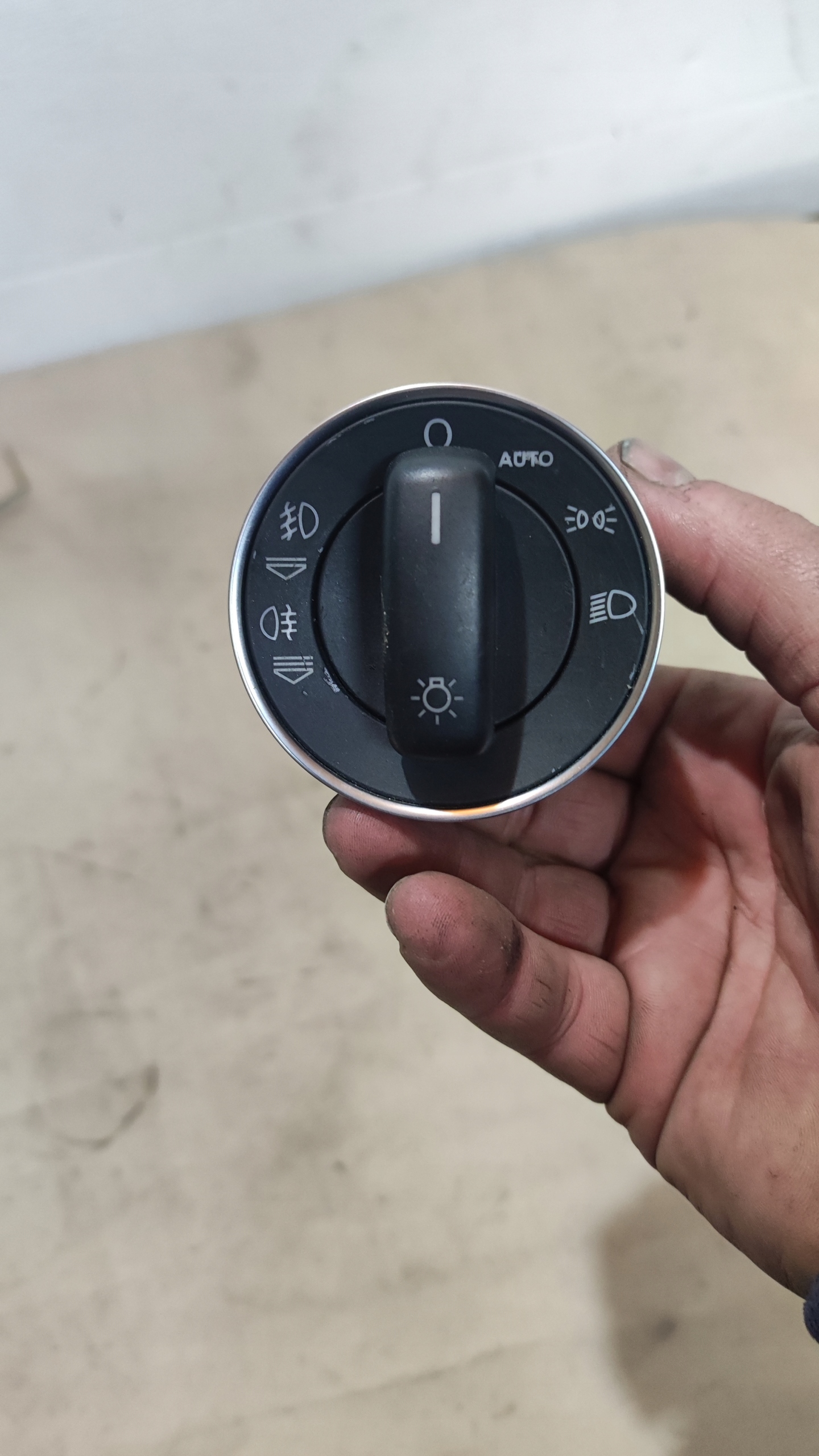 Вимикач вимикач світла AUDI A8 D3 4E0941531C