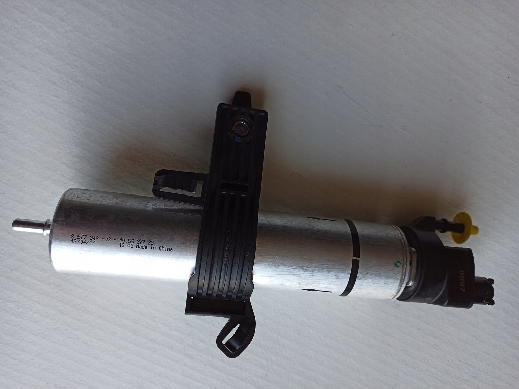 Радиатор топливного фильтра Bmw X1 f48 8514122 2.0 d