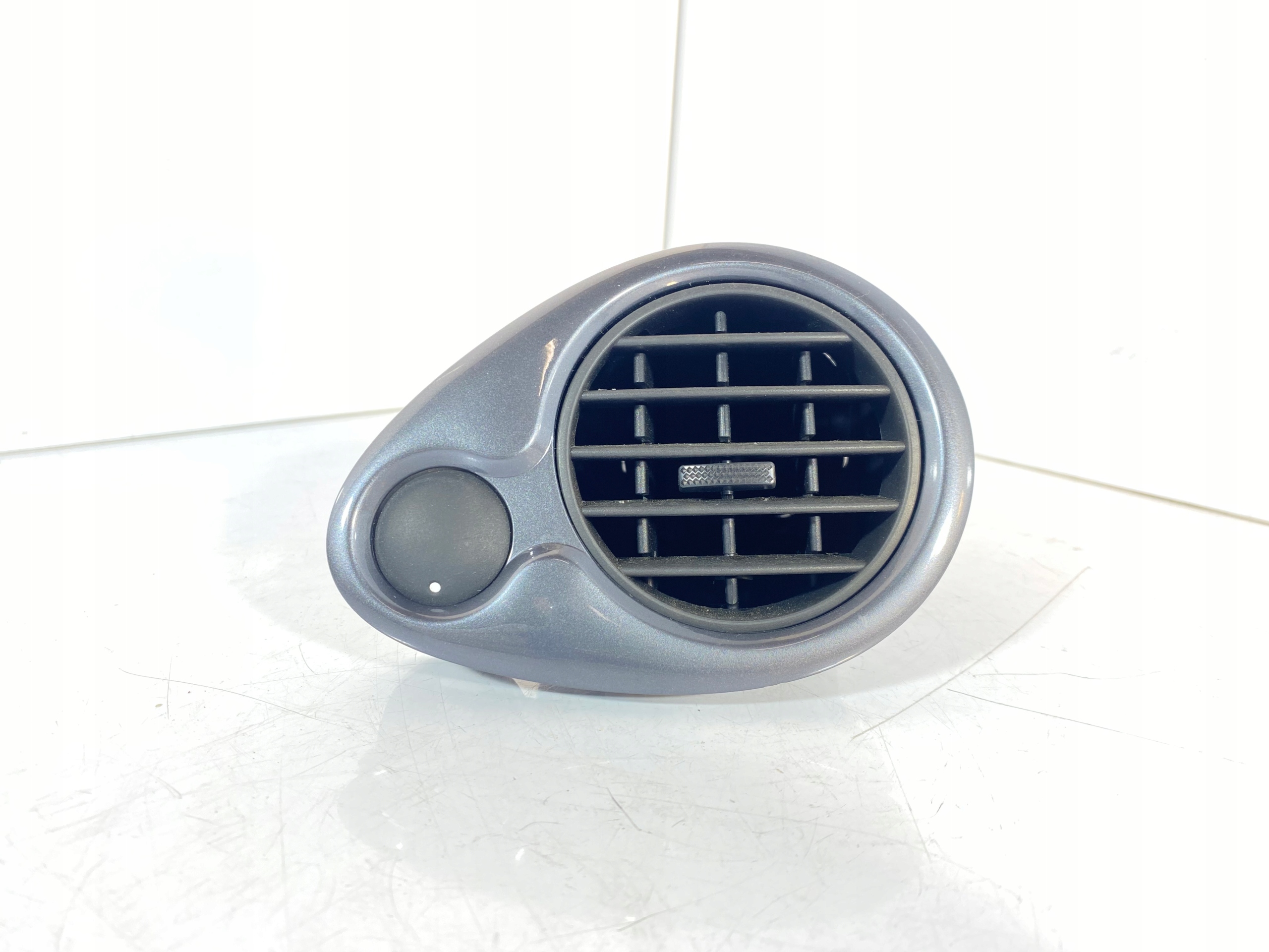 Renault Clio III 3 05-12 grid air conditioning devices right 220410