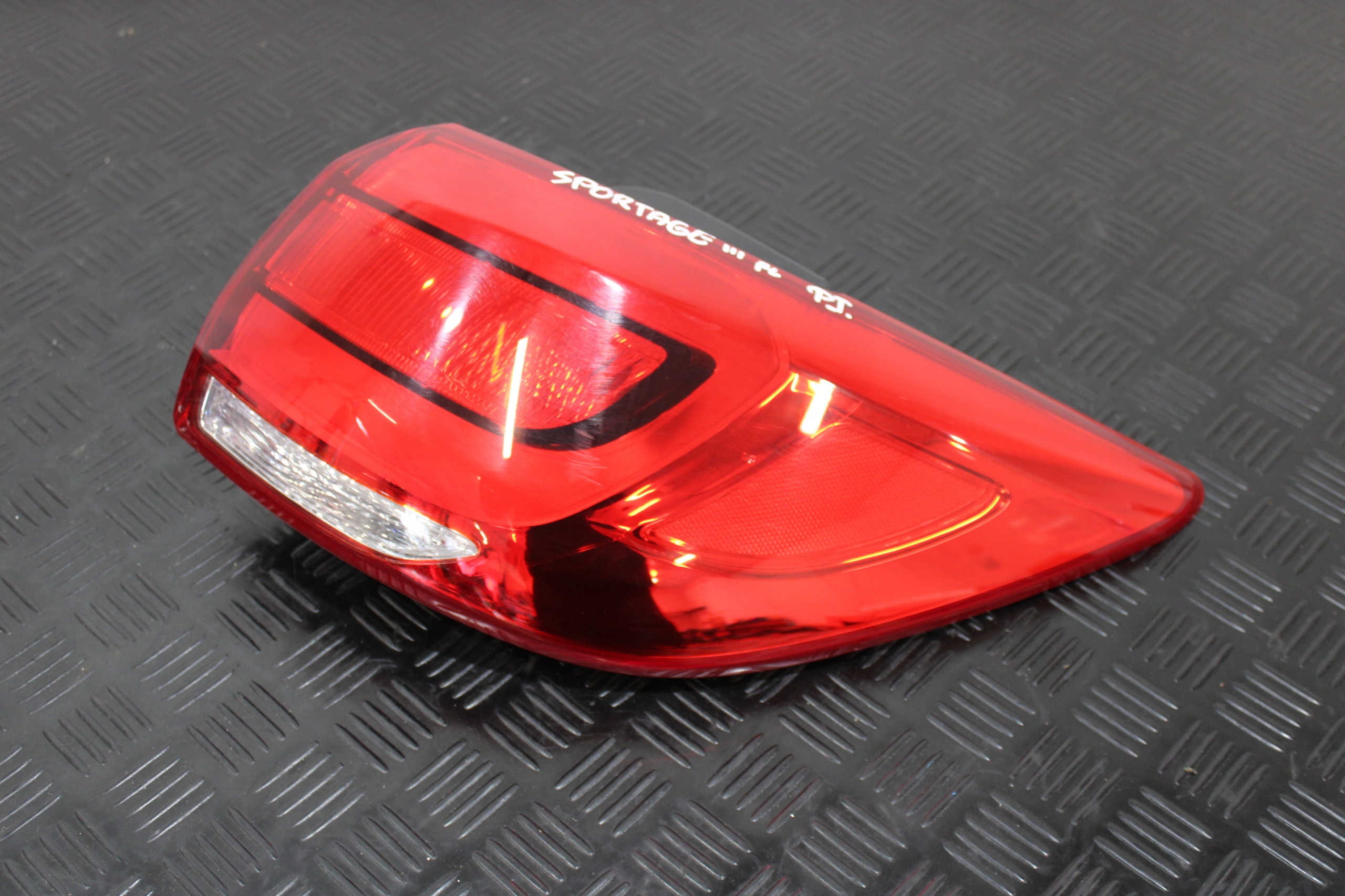 light right rear part rear KIA SPORTAGE III 3 LIFT