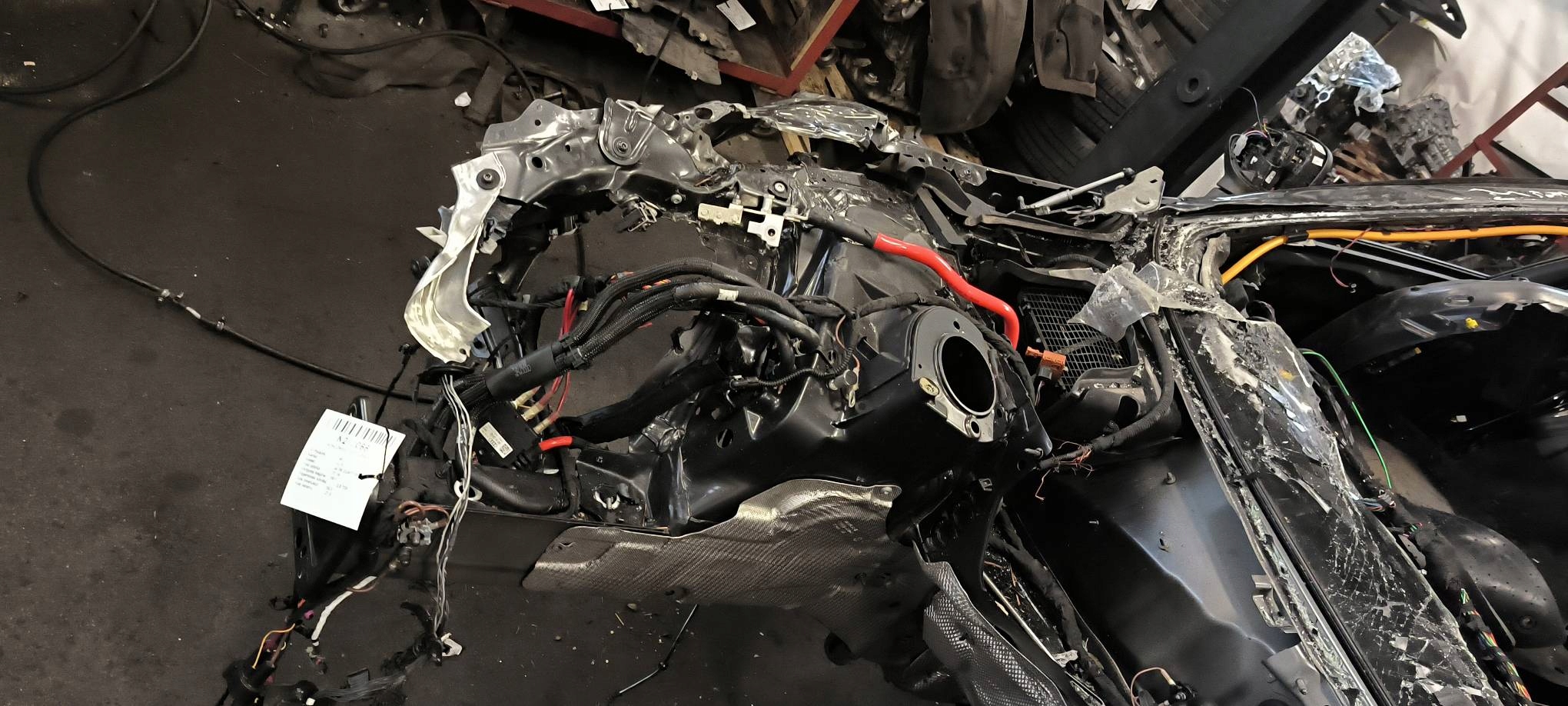 pipe end PODLUZNICY right 2023 AUDI A4 B9 QUATTRO