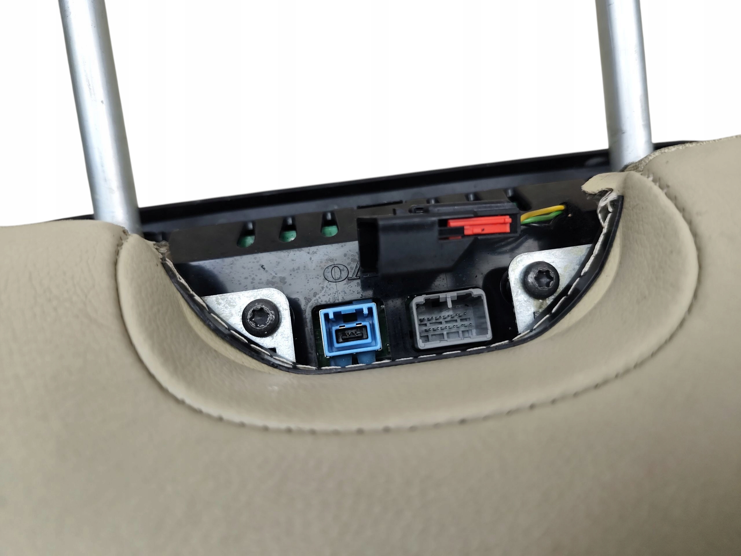 rest right front MONITOR display DVD VOLVO XC60 and (08-13)