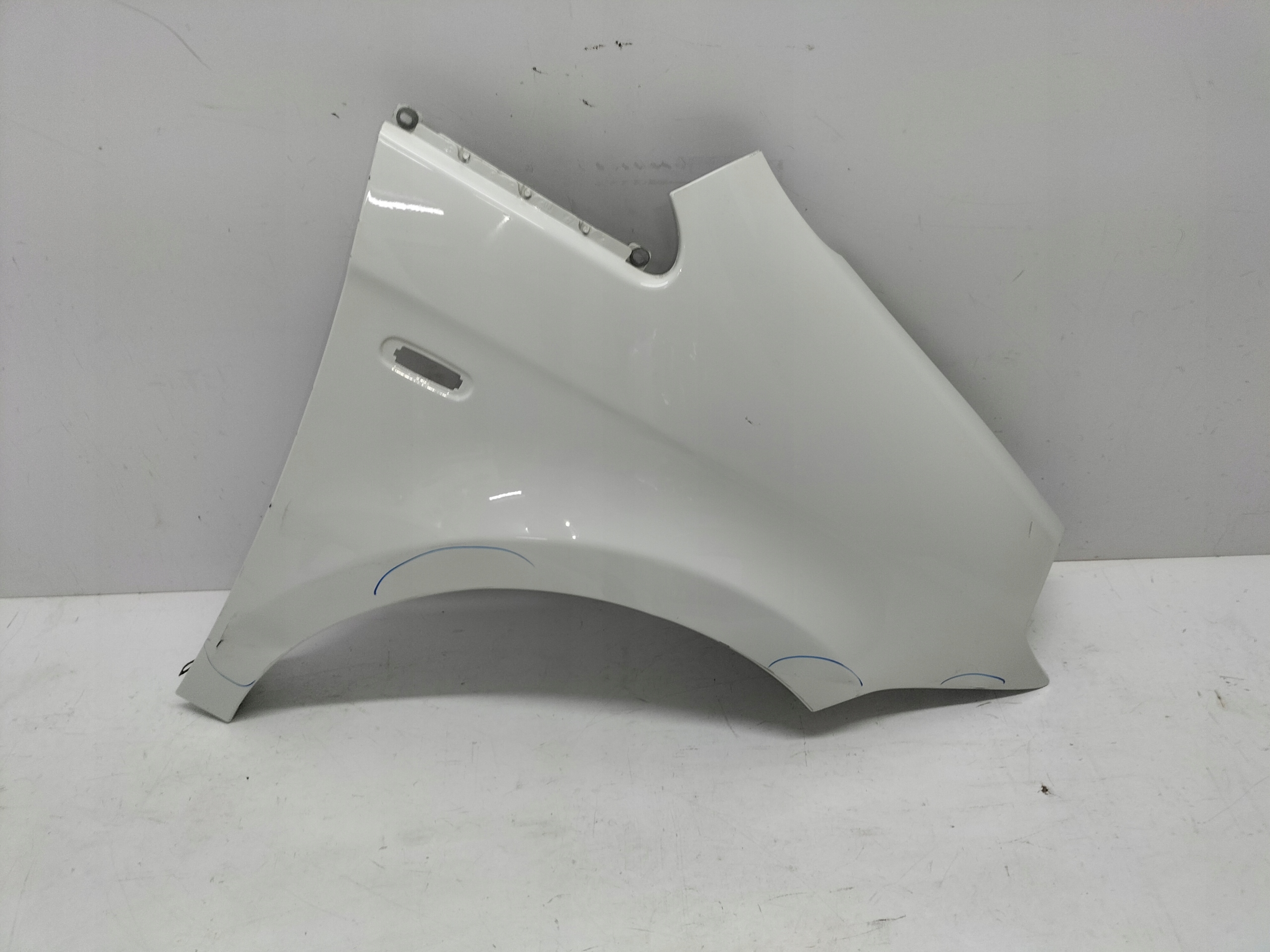 fender front front right LANCIA MUSA 04