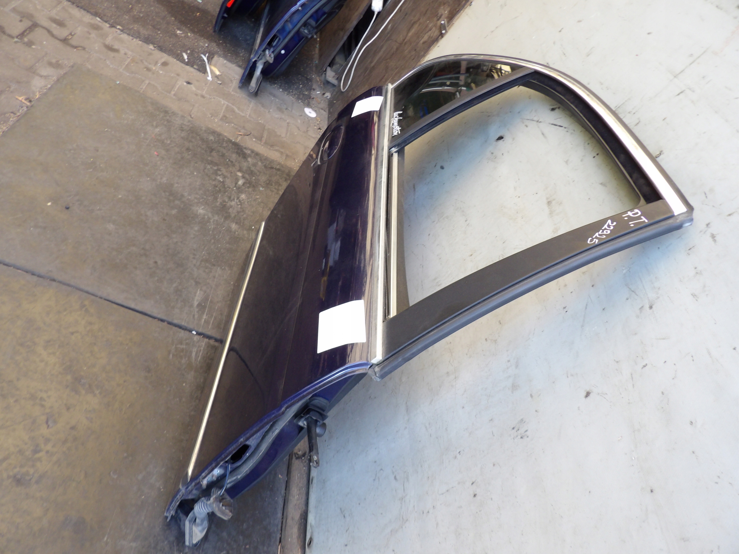 BMW E39 Tür hinten rechts Sedan