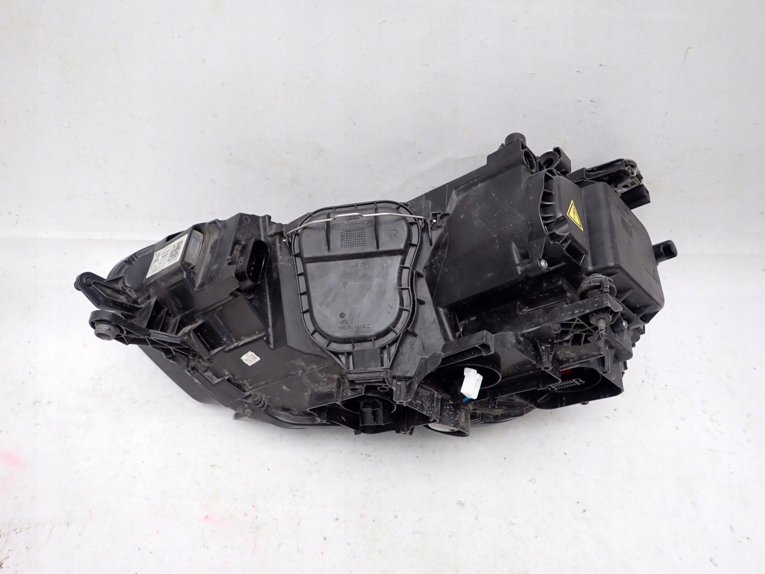 VW GOLF SPORTSVAN 14- light right front front BI XENON