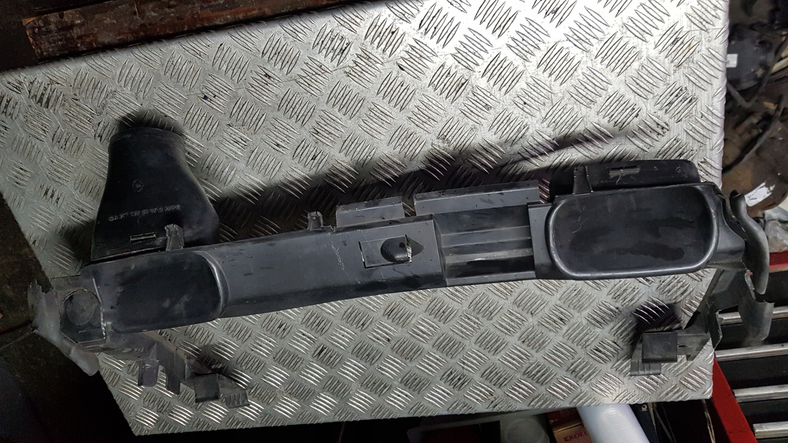 MERCEDES W203 COUPE intake air steering wheel, support panel for radiators