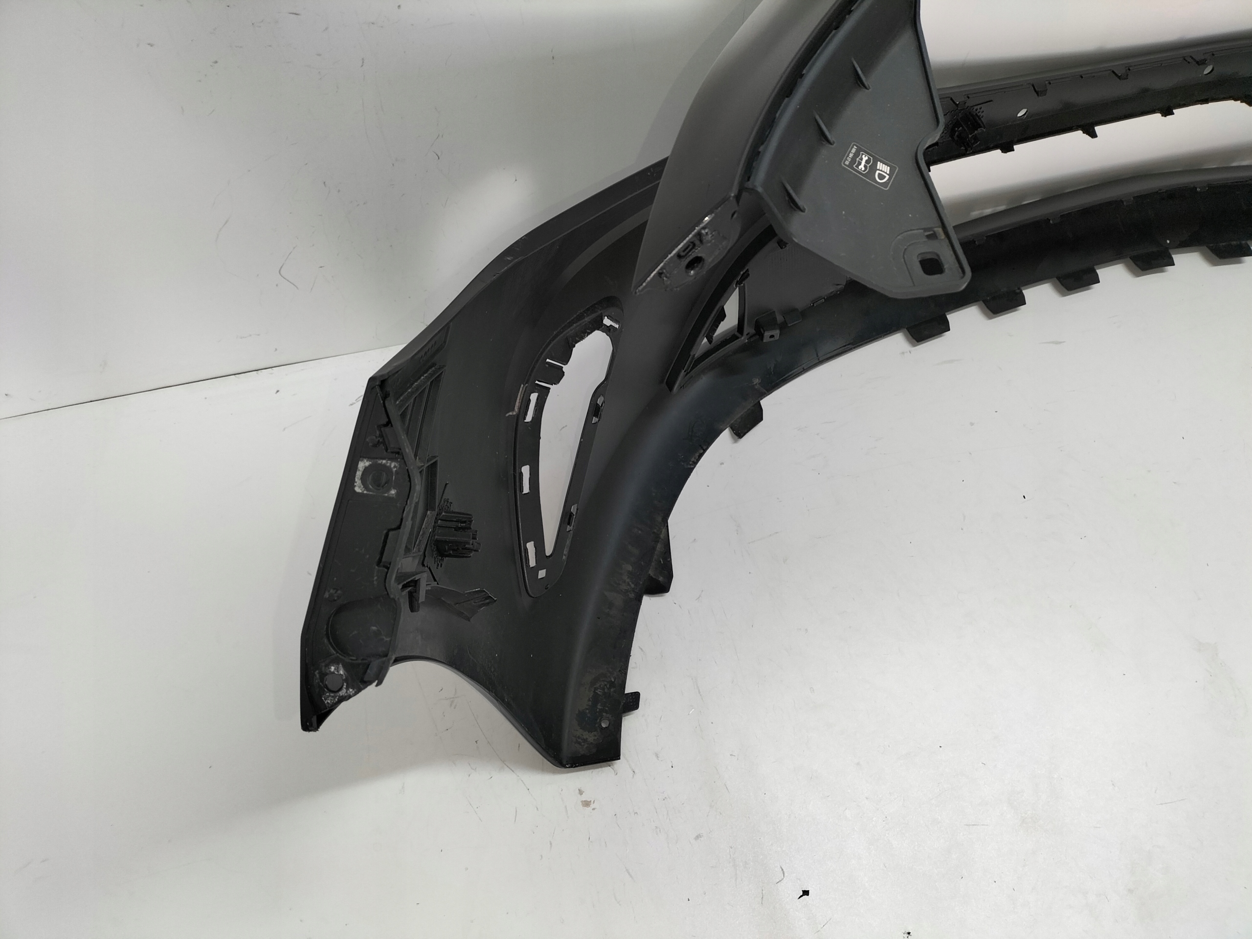 Frontstoßstange vorne MERCEDES B KLASA W247 18