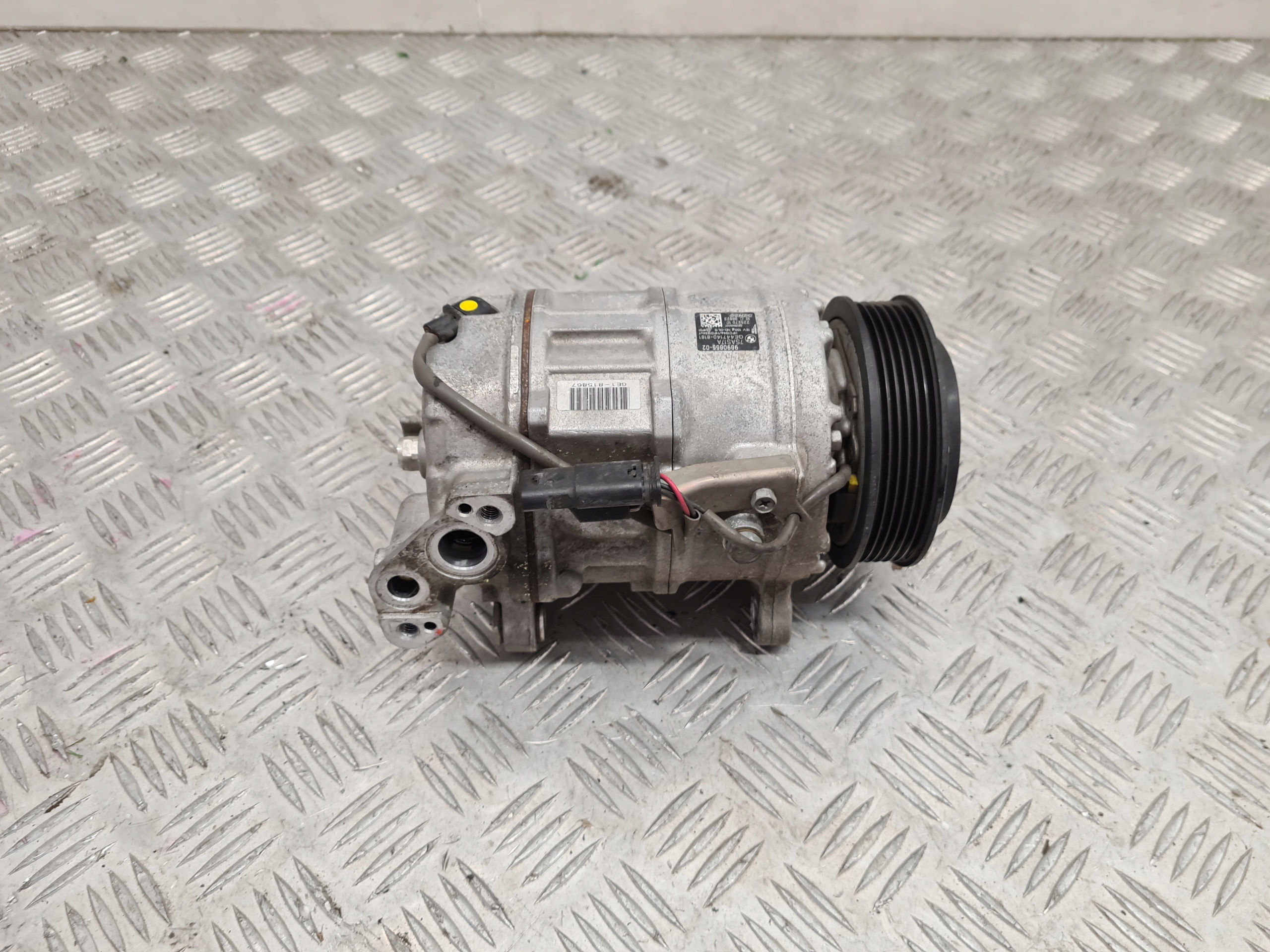 BMW COMPRESSOR; COMPRESSOR OF THE AIR CONDITIONING 9890655