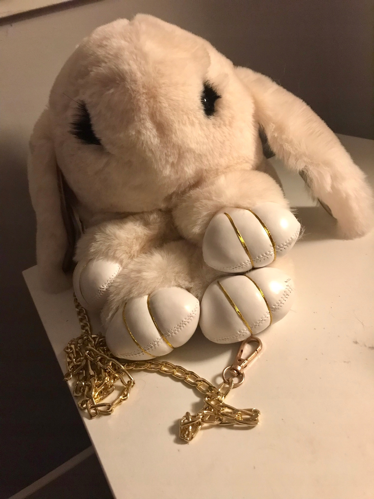 FUTERKOWA MODNA TOREBKA PLECAK KRÓLIK KRÓLICZEK Cechy dodatkowe brak