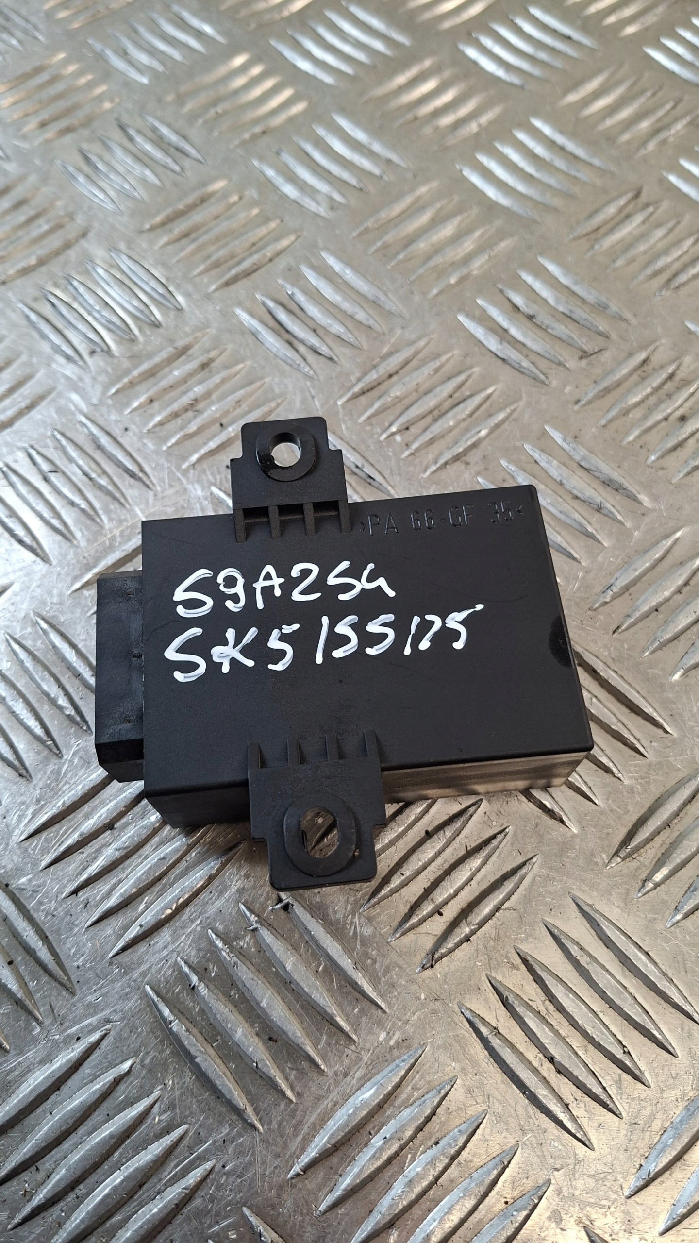 relay amplifier ROZRUCHOWY BOSCH 0331802100