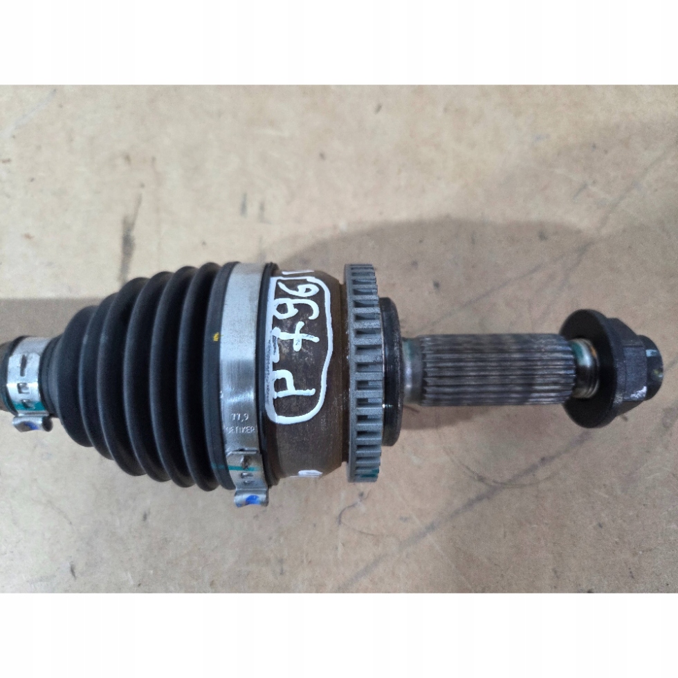Hyundai i10 III 1,0B semi-axis front left 49500B9000 (P796)
