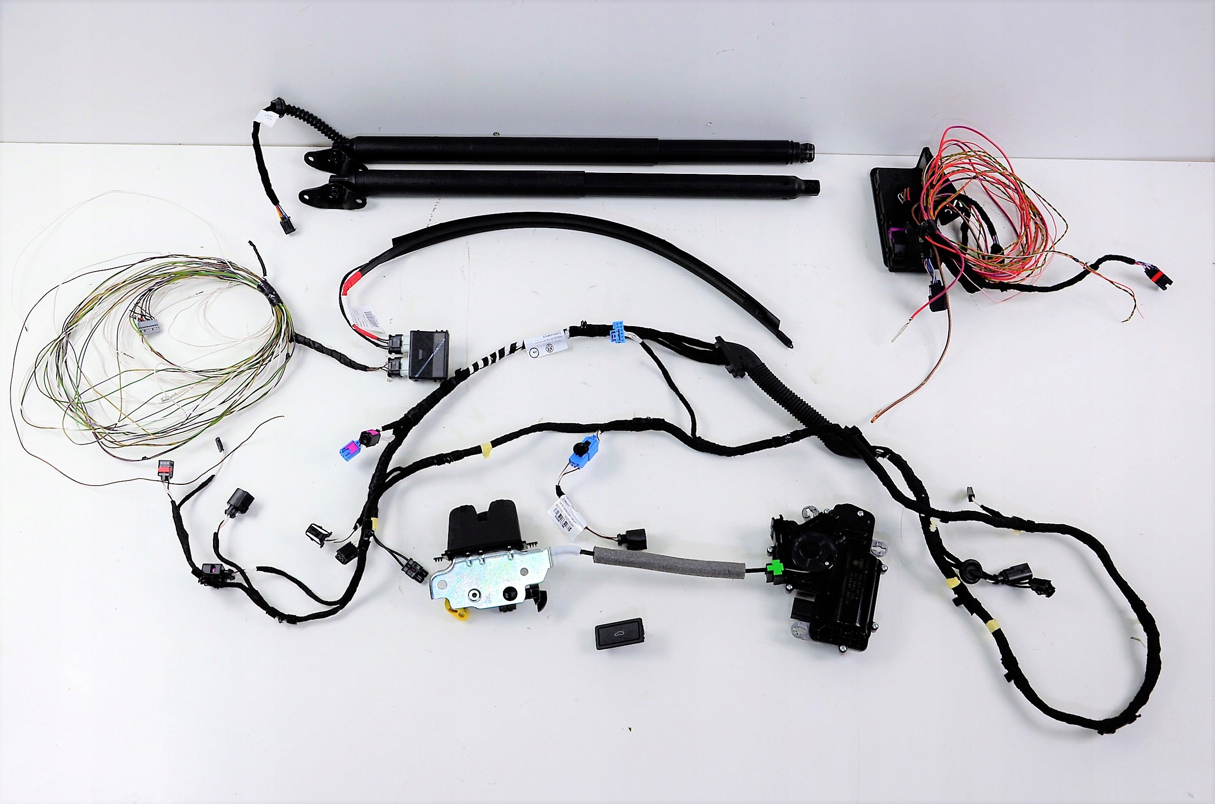 3G7827552 - VW ARTEON SHOOTINGBRAKE ПОЛНЫЙ КОМПЛЕКТ ЭЛЕКТРИЧЕСКИЙ ЛЮК