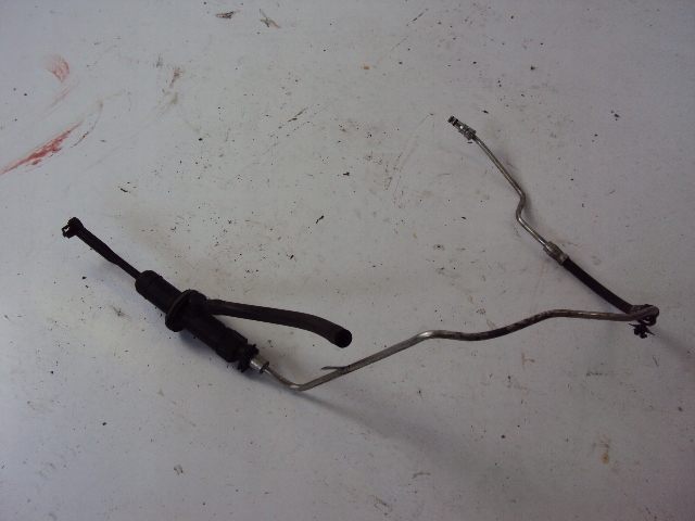 НАСОС ЗЧЕПЛЕННЯ DACIA DUSTER 1.6 B