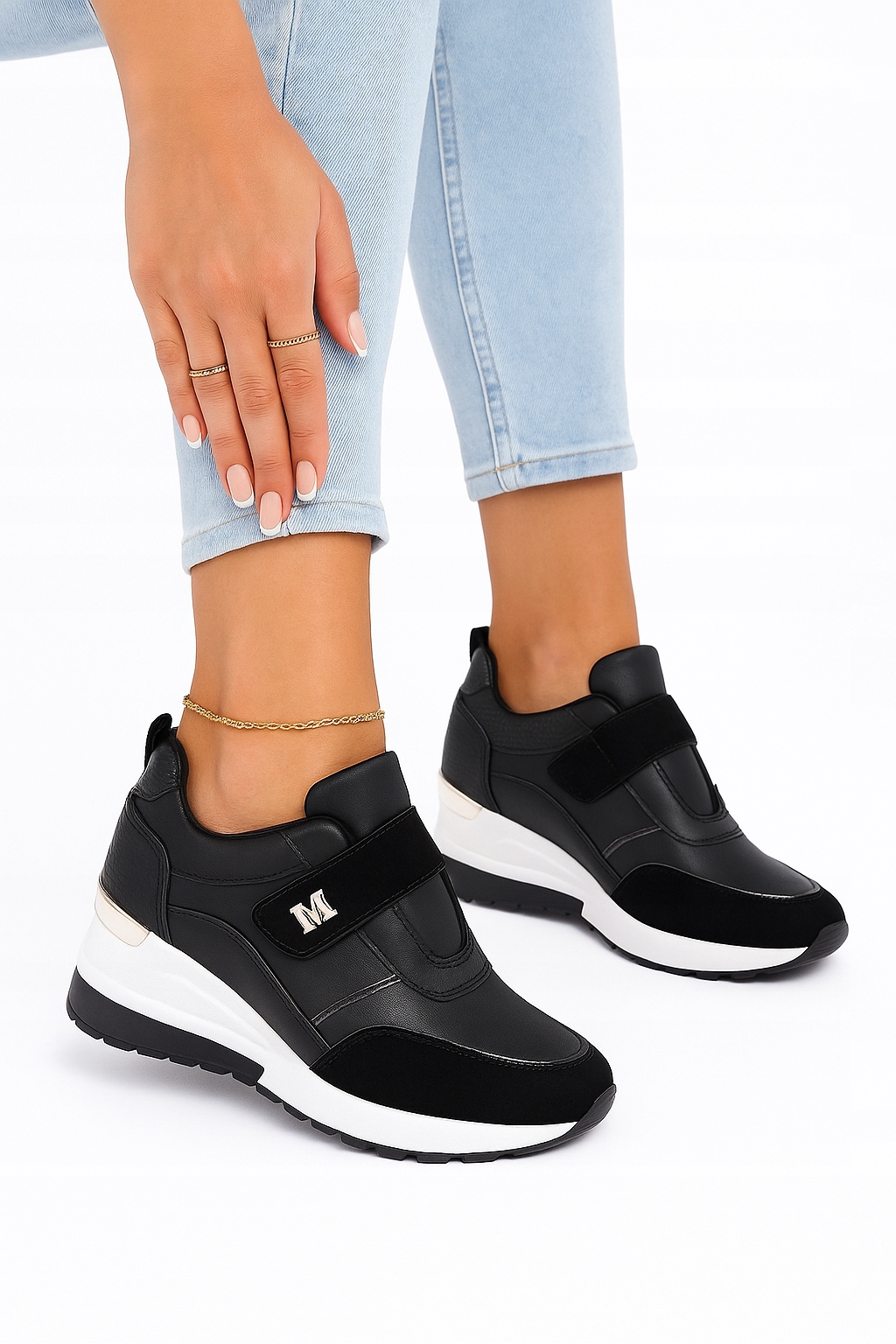 Buty sportowe BELLA PARIS czarne na rzepy