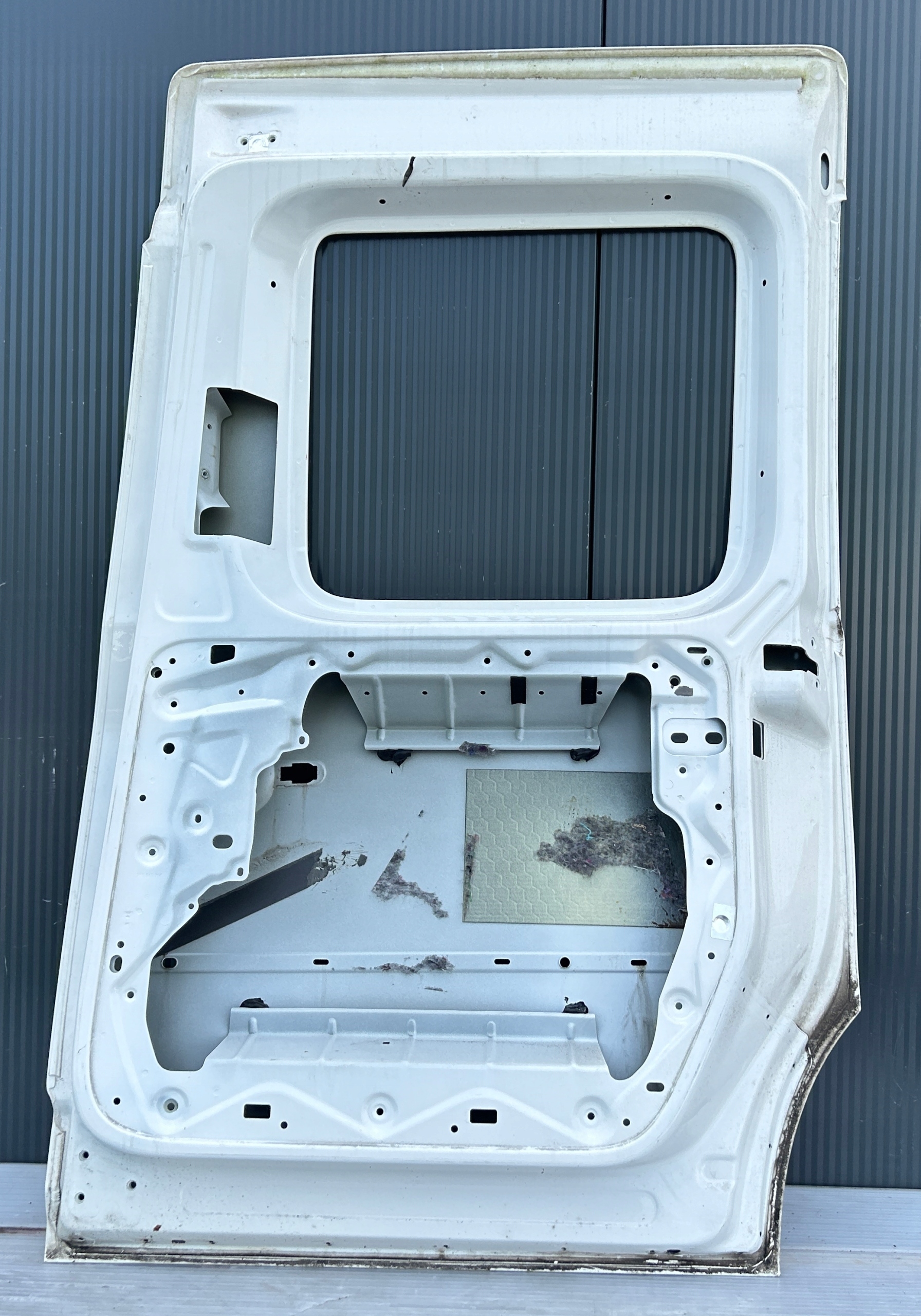 Tür heck rechts PRZESUWNE VW CADDY LIFT 15- 2K5